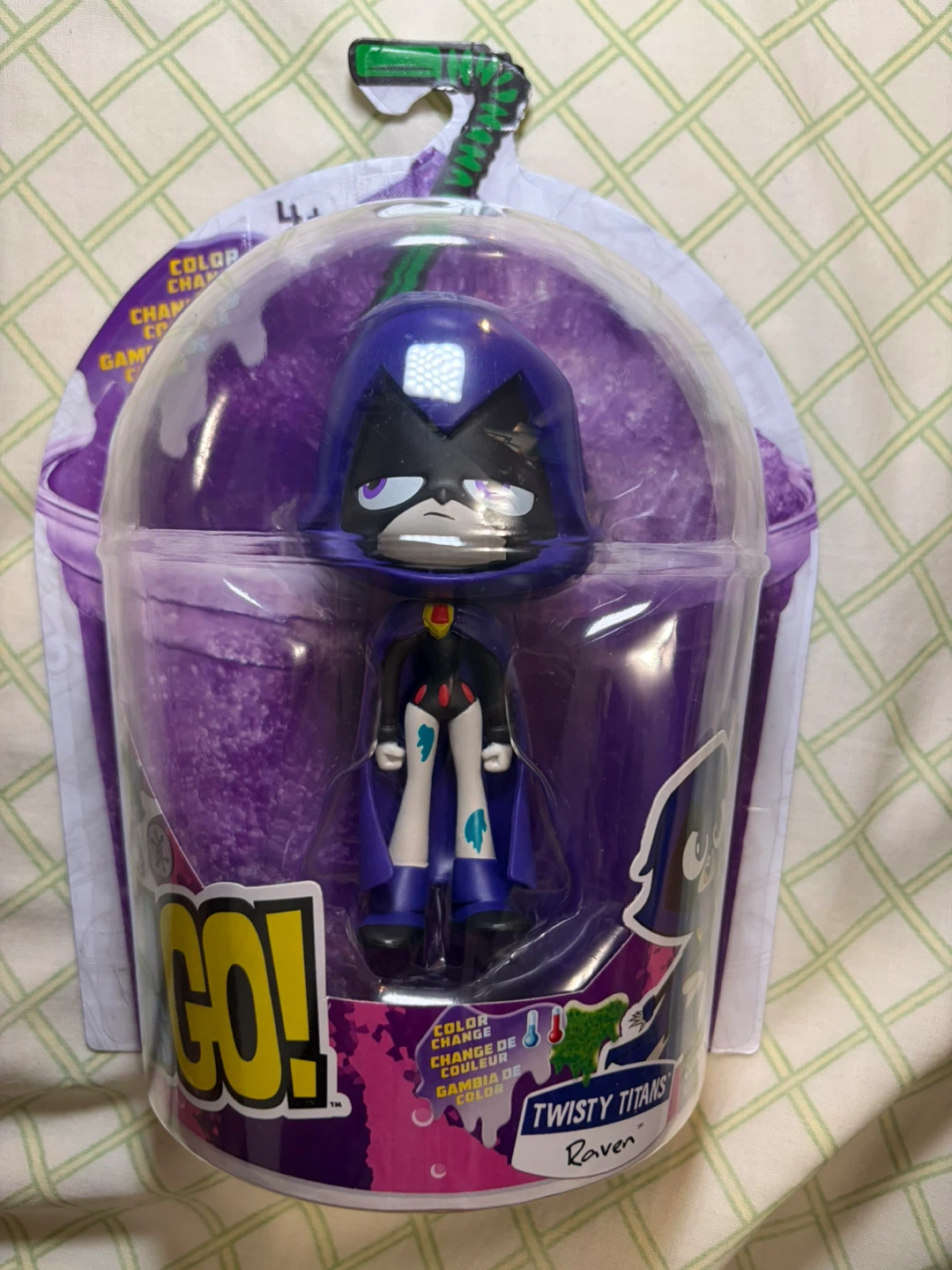 Teen Titans Go! Twisty Titans, Raven Color Change