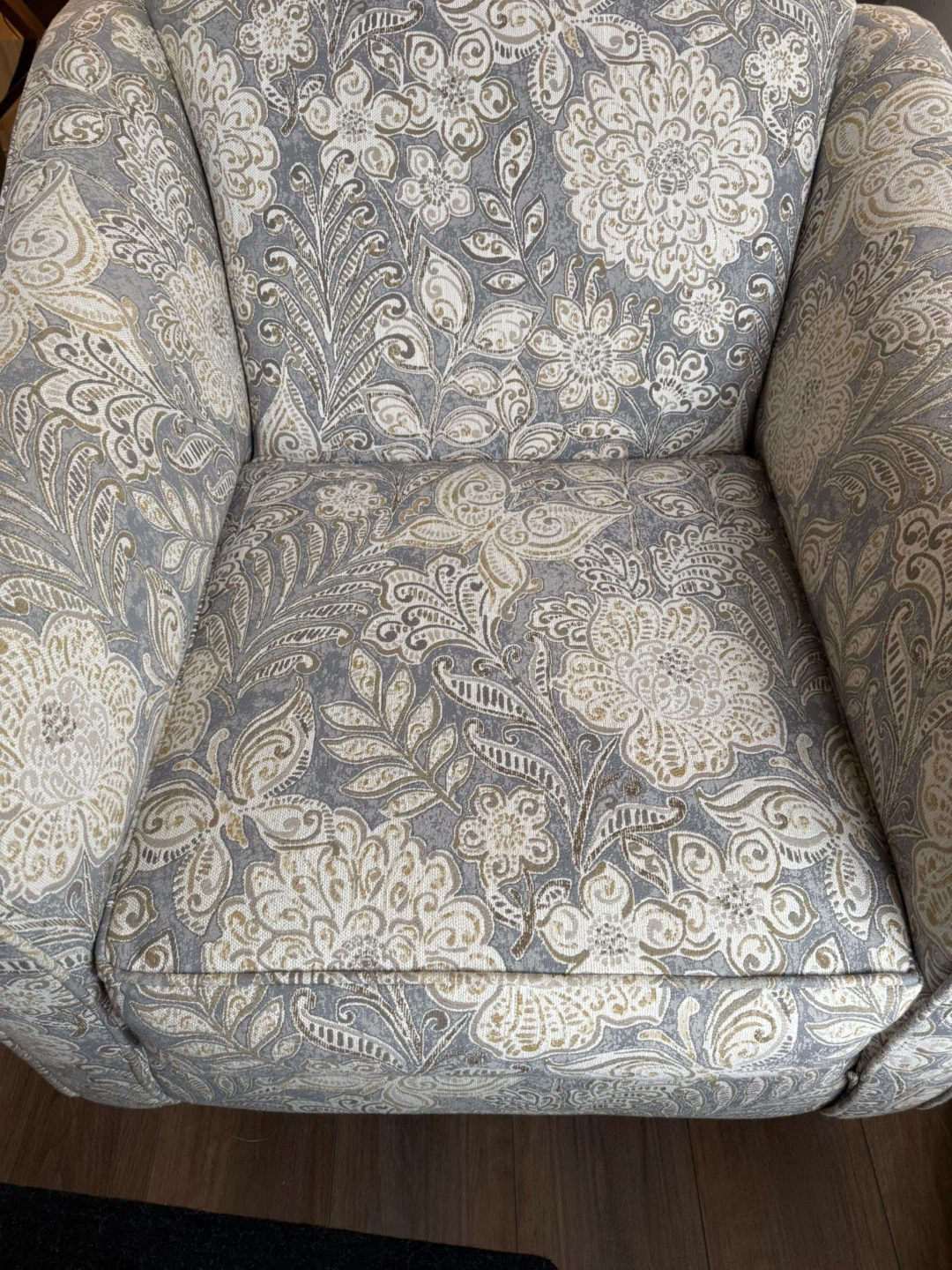 Accent Chair with Floral Pattern - photo 2