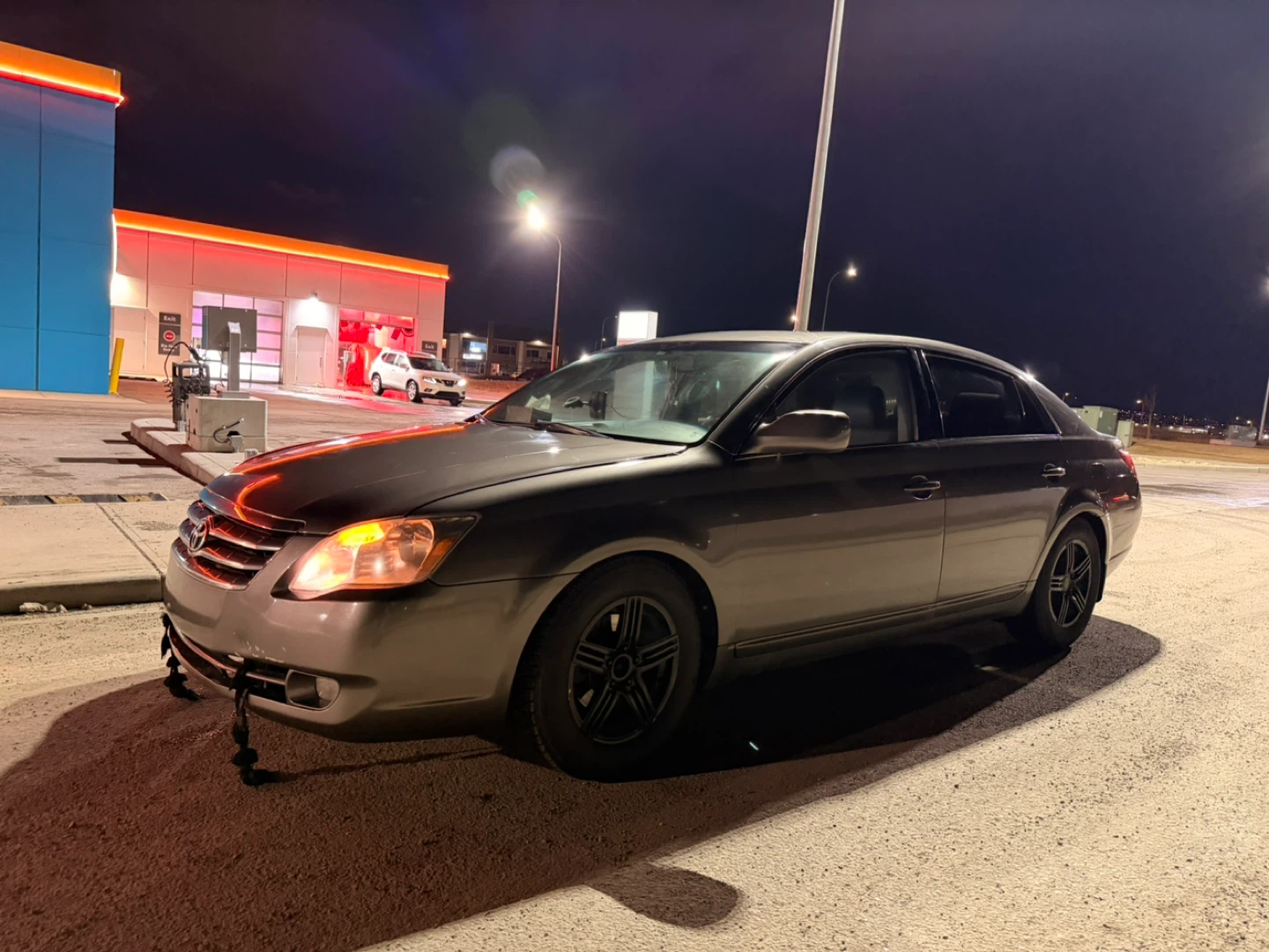 2005 Toyota Avalon - photo 2