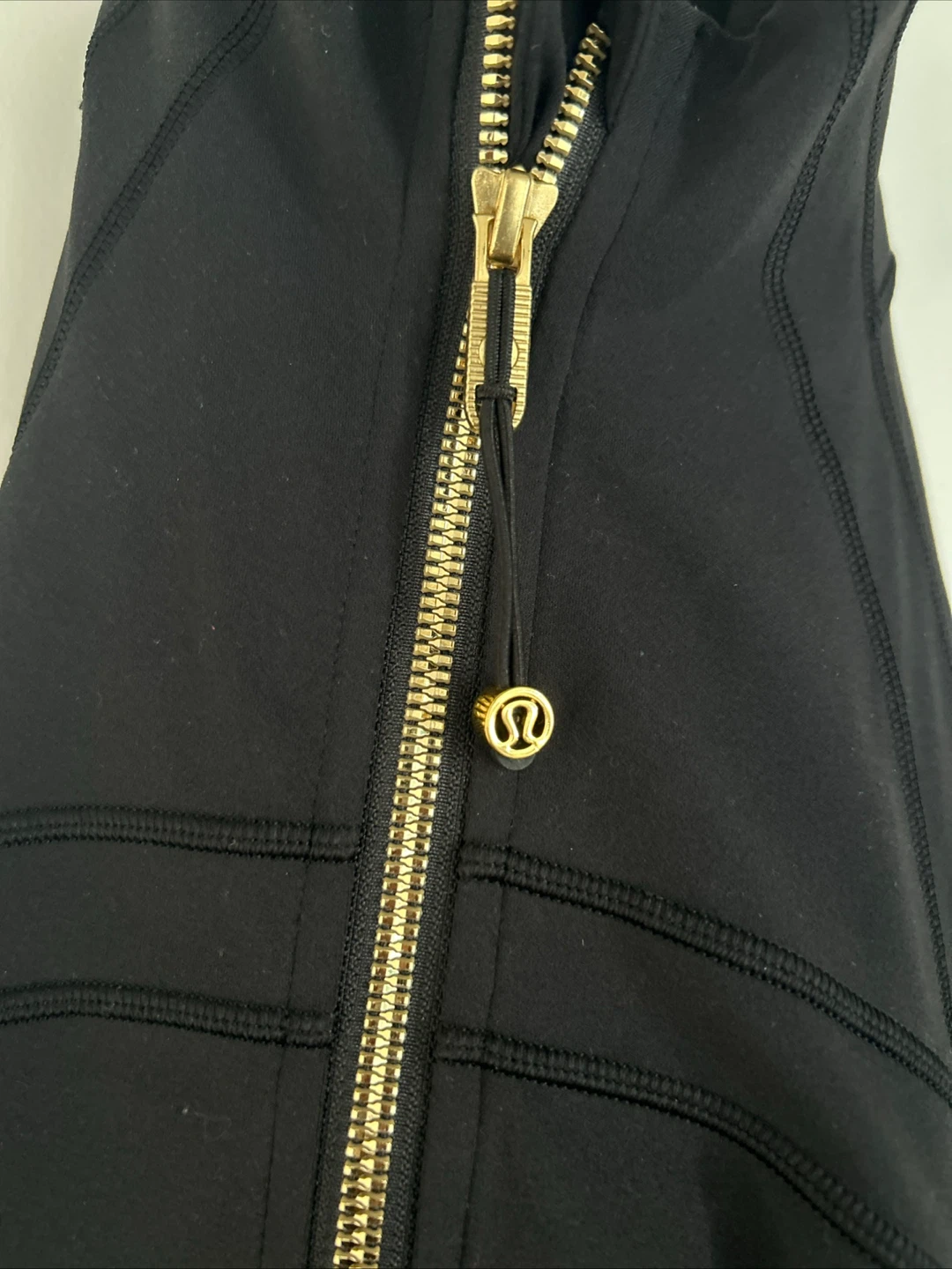 black with golden zipper Lululemon define jacket - photo 3