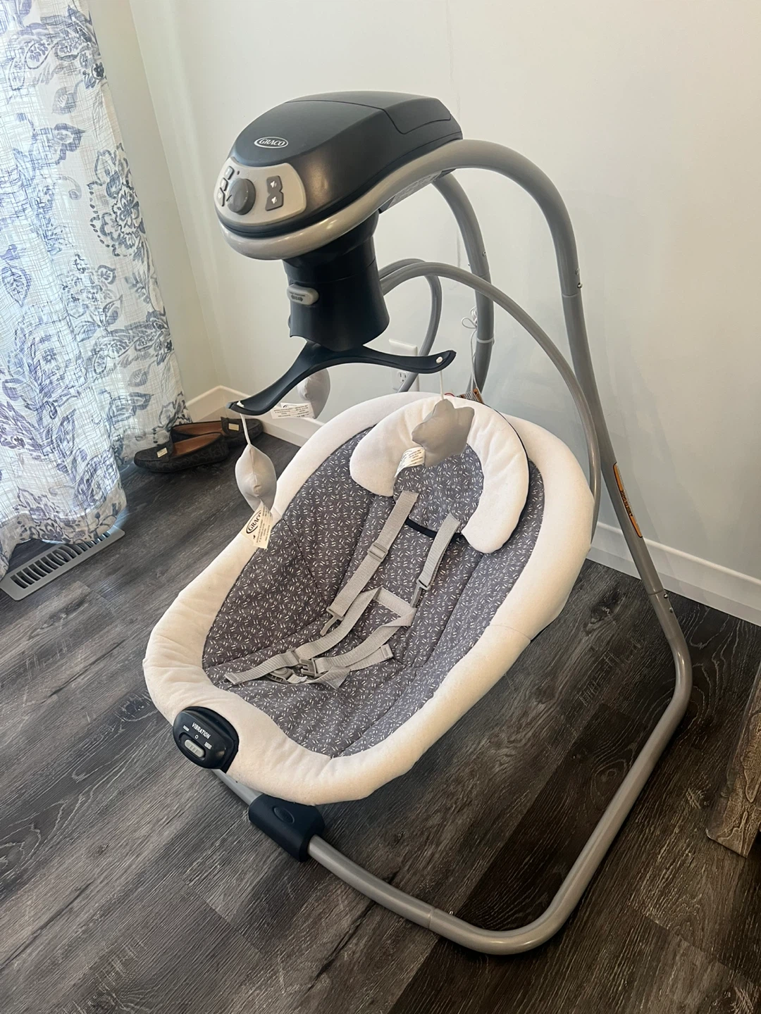 Graco Baby Swing