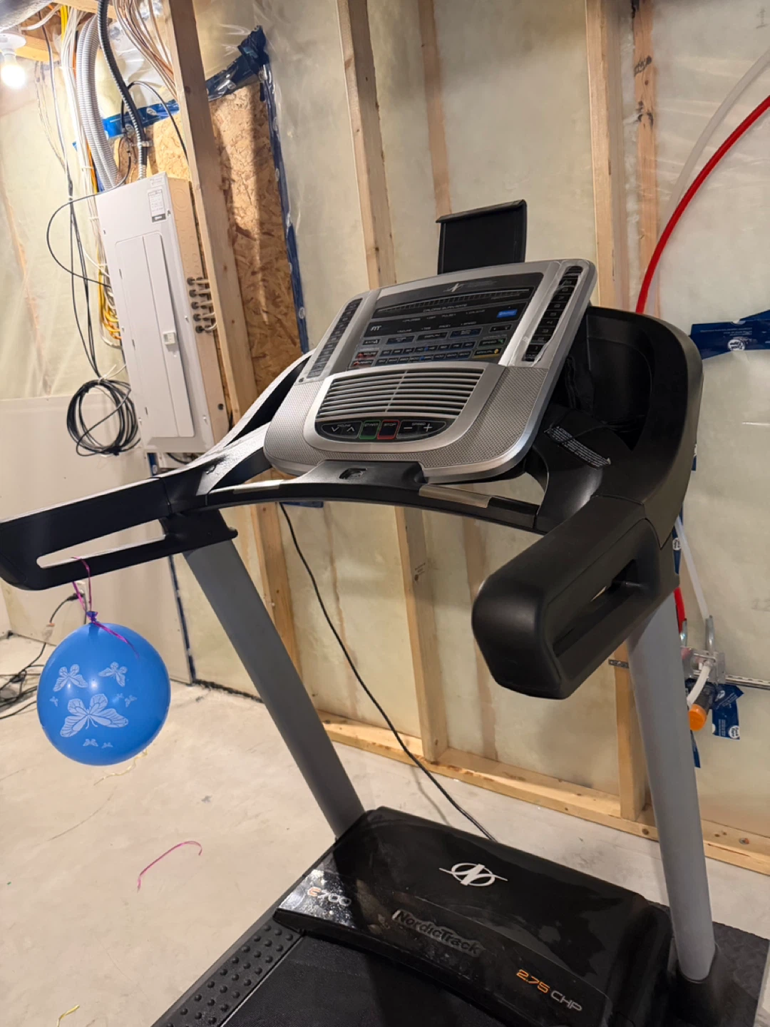 NordicTrackC700 Treadmill - photo 2