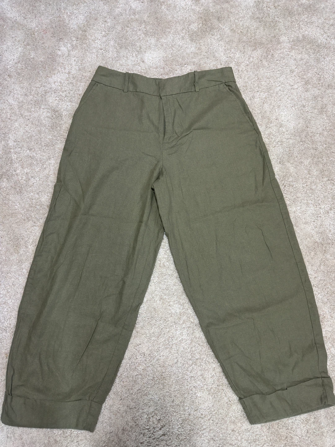 ZARA Women's Olive Green Cropped Pants