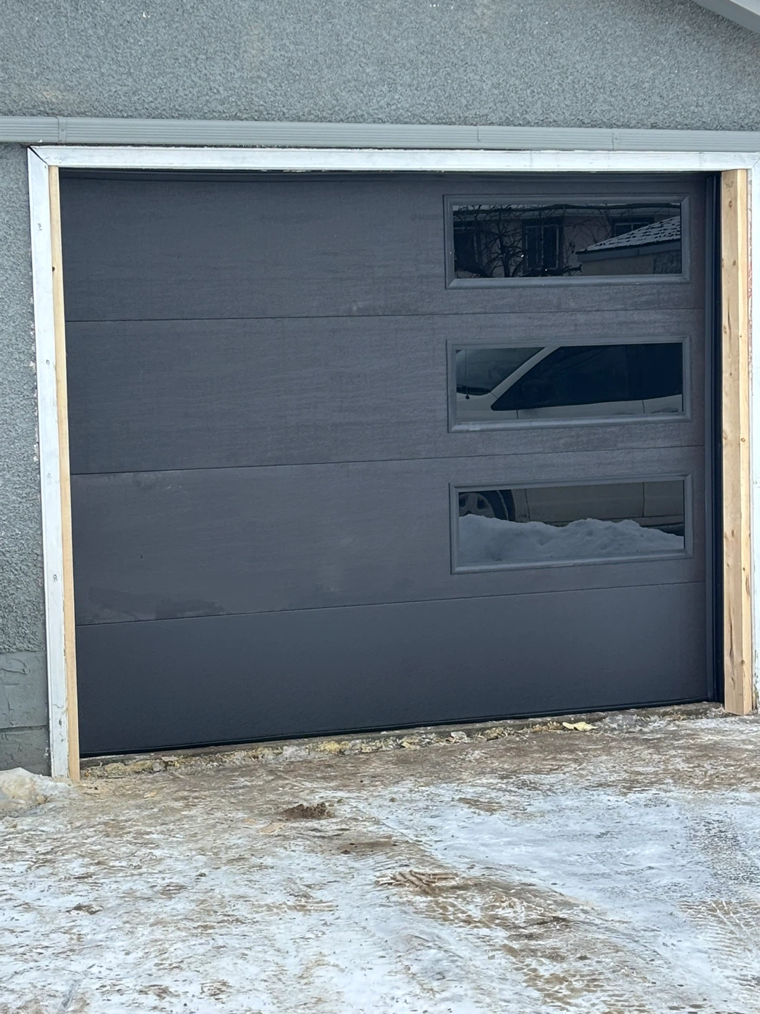 GARAGE DOOR INSTALLS/SERVICE
