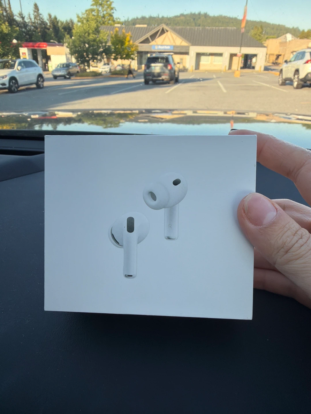 BRAND NEW Apple AirPods Pro (3rd Generation) Wireless Earbuds