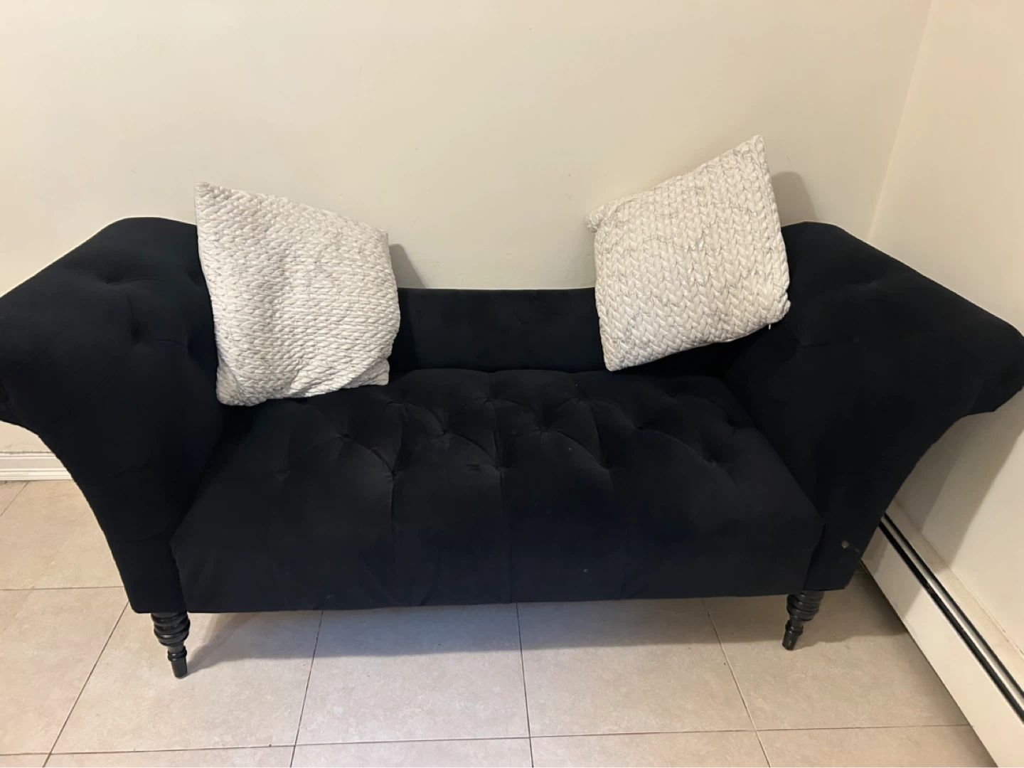 Black Velvet Chaise Lounge with Tufting