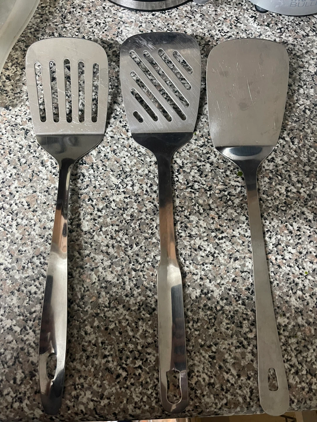 Set of 3 Metal Spatulas