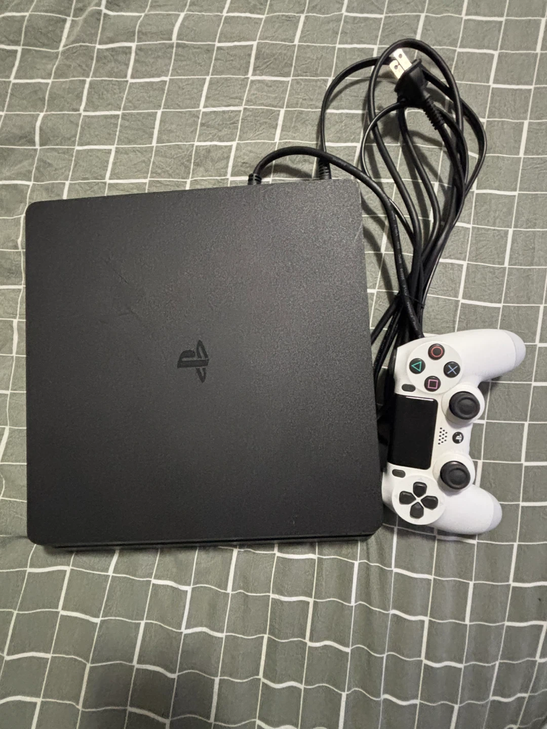 Sony PlayStation 4 Slim Console