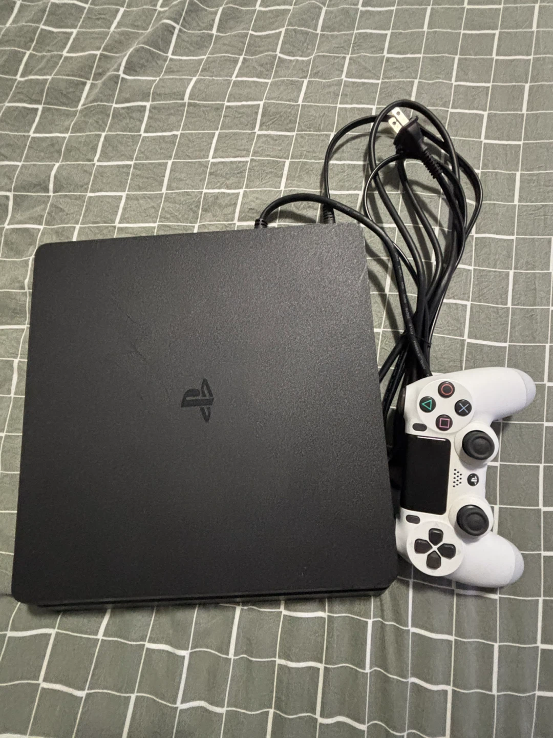 Sony PlayStation 4 Slim Console - photo 2