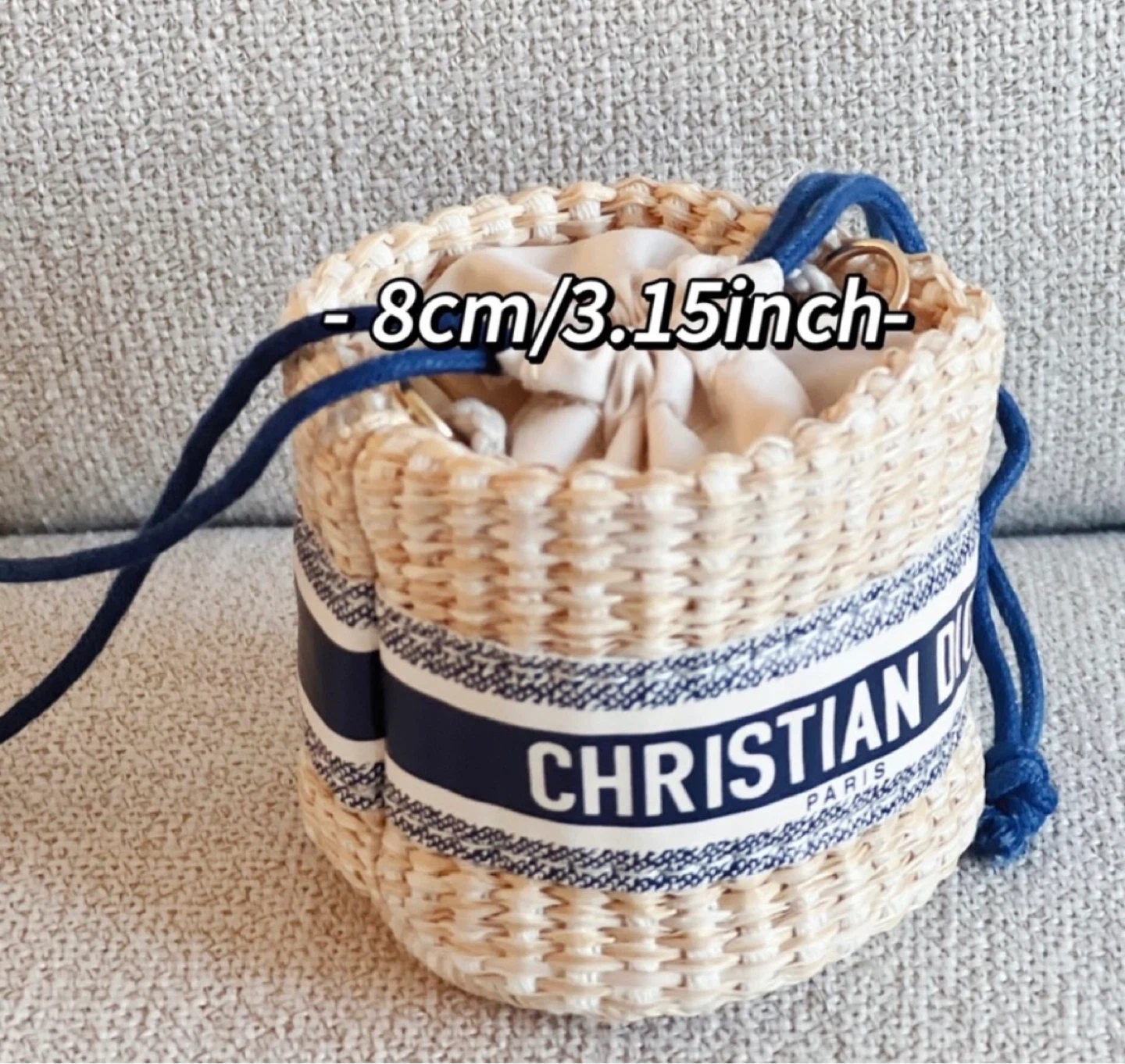 Christian Dior Cosmetic Straw Bucket Bag - photo 4