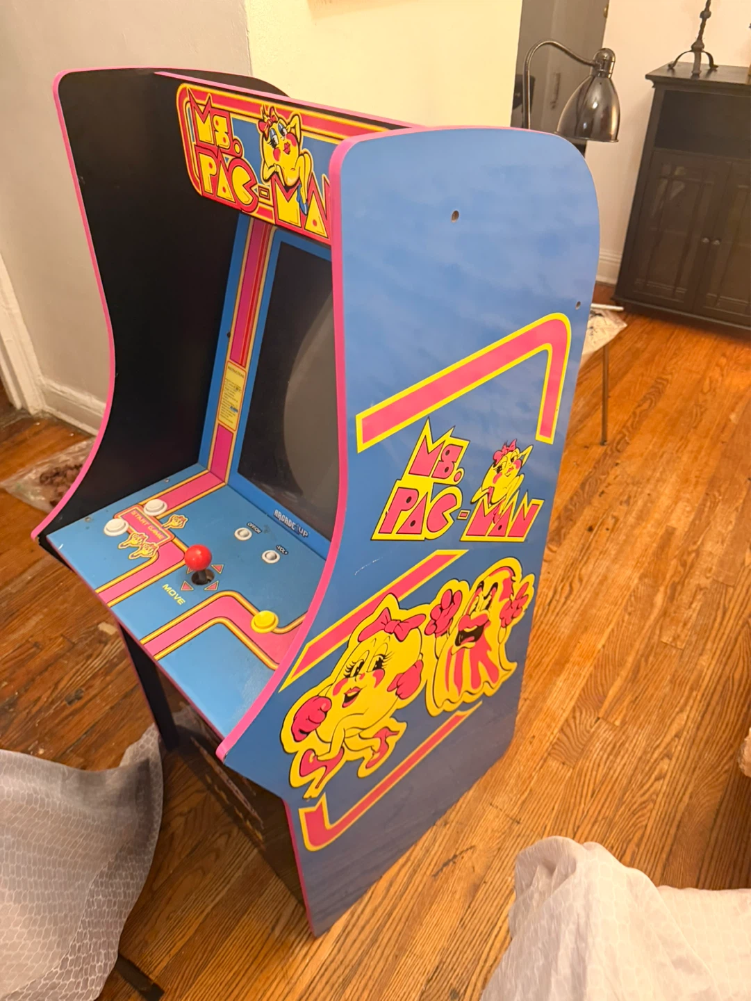 Ms. Pac-Man Arcade1Up Cabinet - photo 3