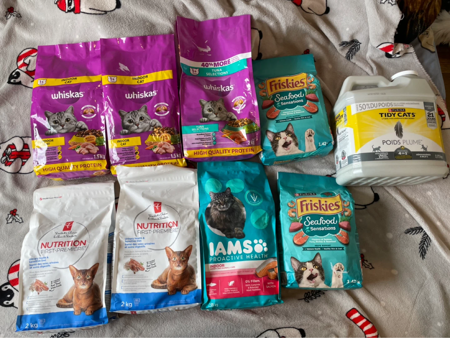 Brand New Cat Food & Litter Lot