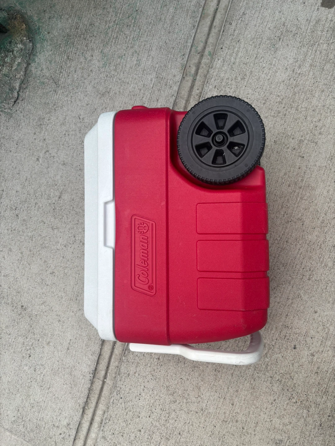 Coleman Rolling Cooler
