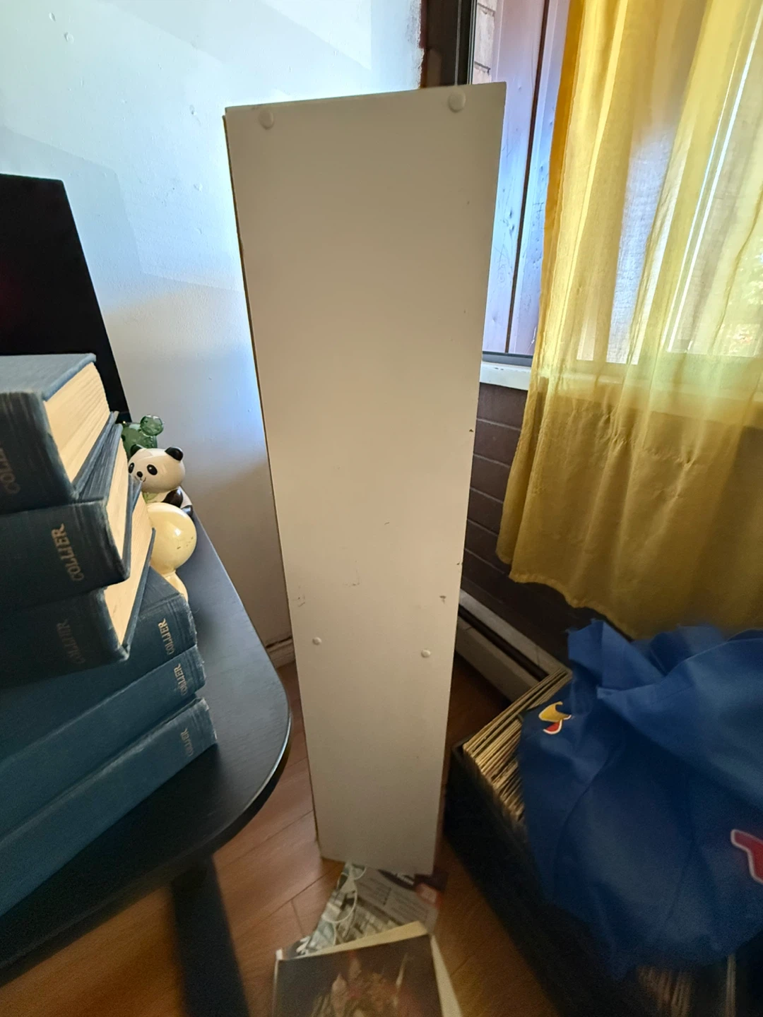 White Bookshelf / Storage Shelf - photo 4