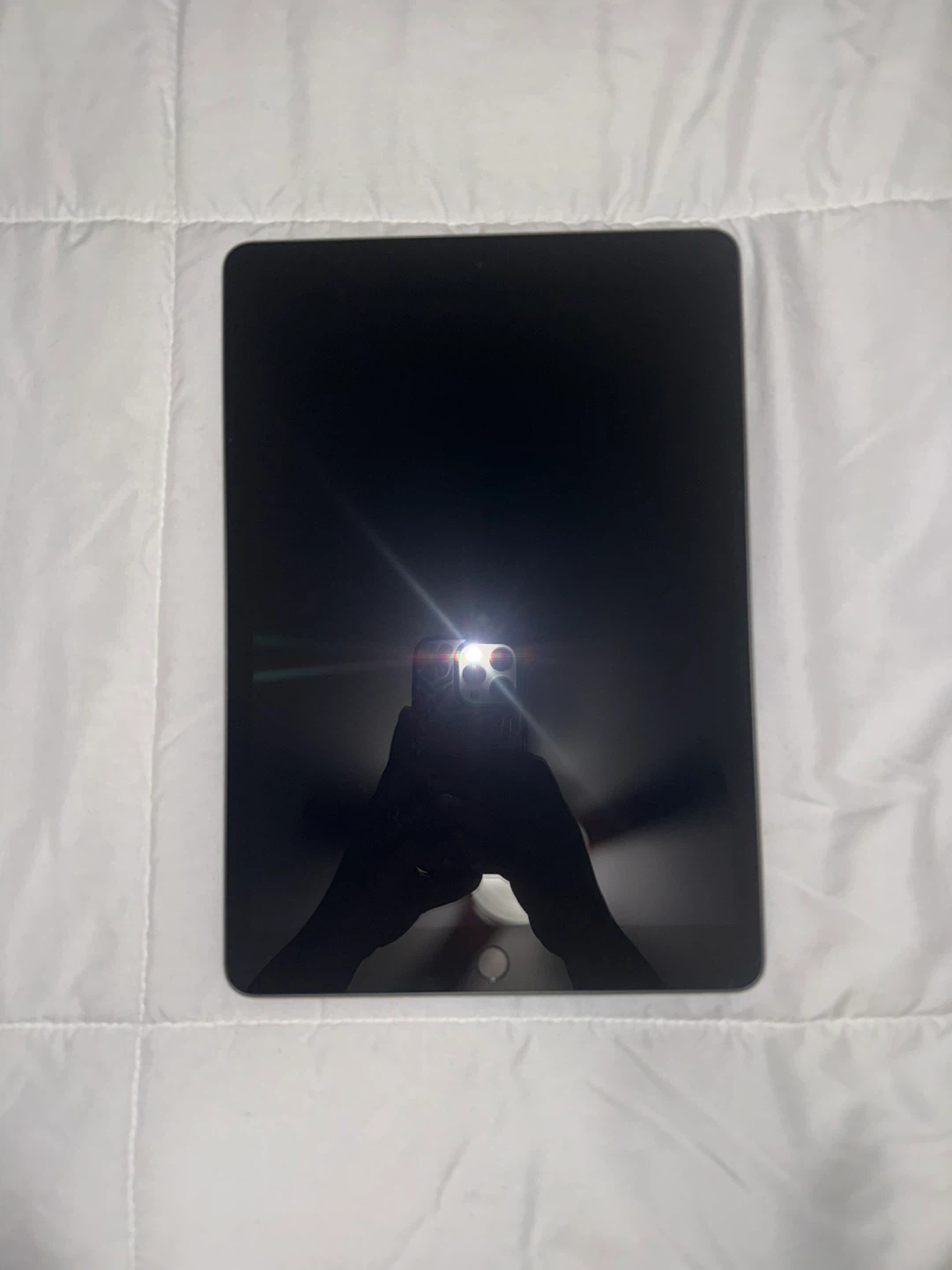Apple iPad 9th Generation (Model A2502/A2602) – For Sale - photo 2