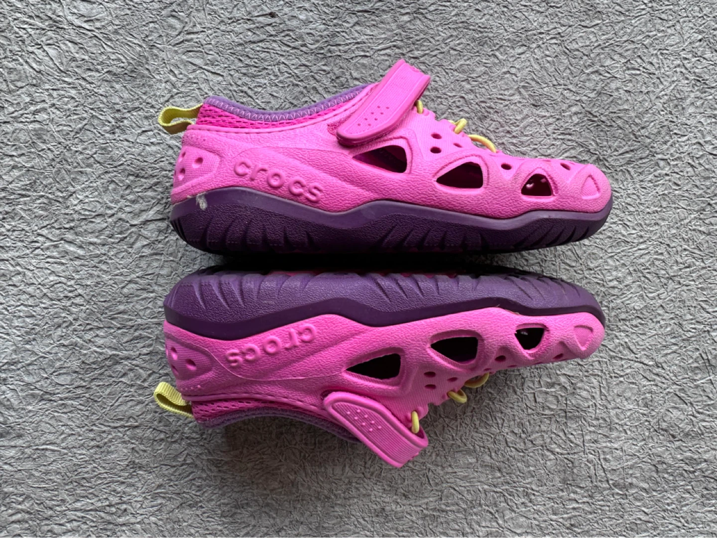 Pink Crocs Kids  Shoes size 13 - photo 2