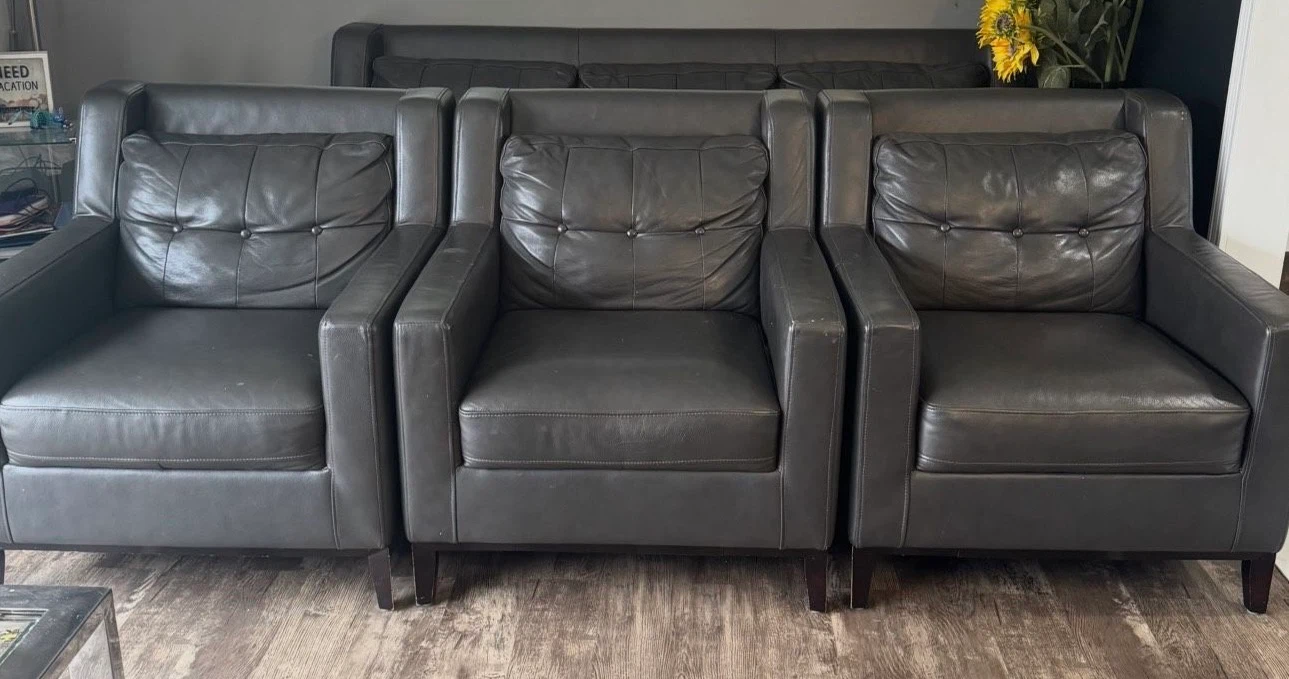 Set of 3 Grey Leather Armchairs and Matching Sofa - photo 3