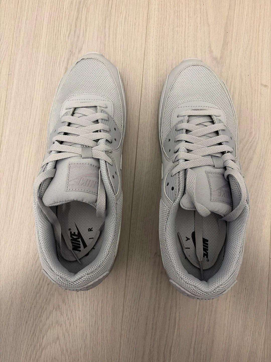 Nike Air Max 90 Grey Sneakers BRAND NEW