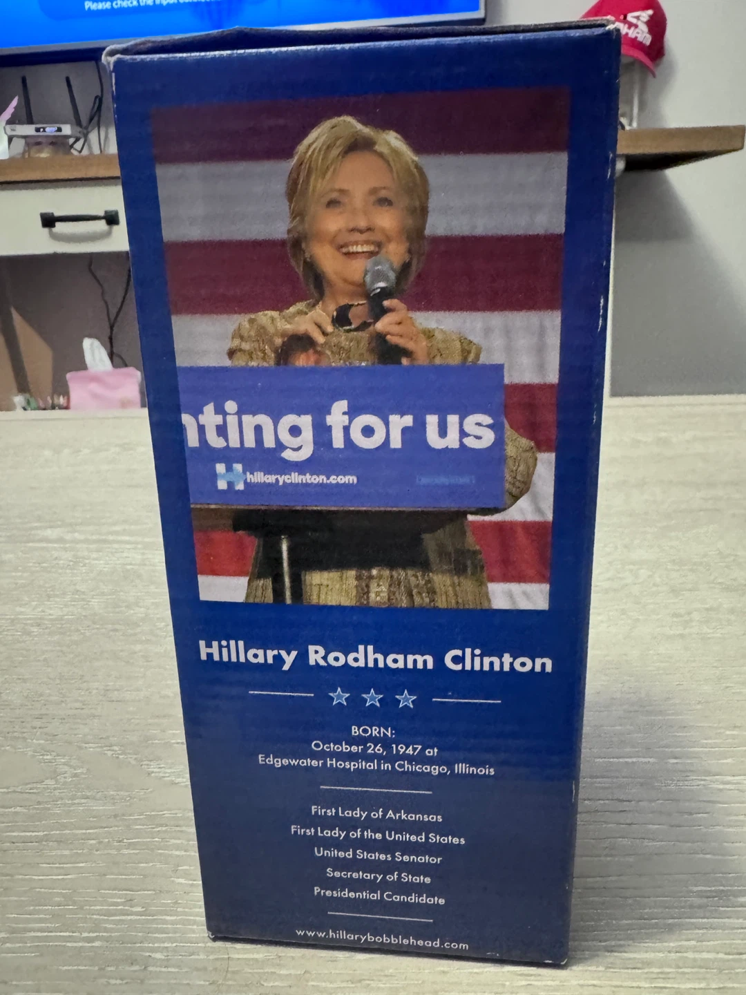 Hillary Clinton 2016 Presidential Candidate Bobblehead - photo 2