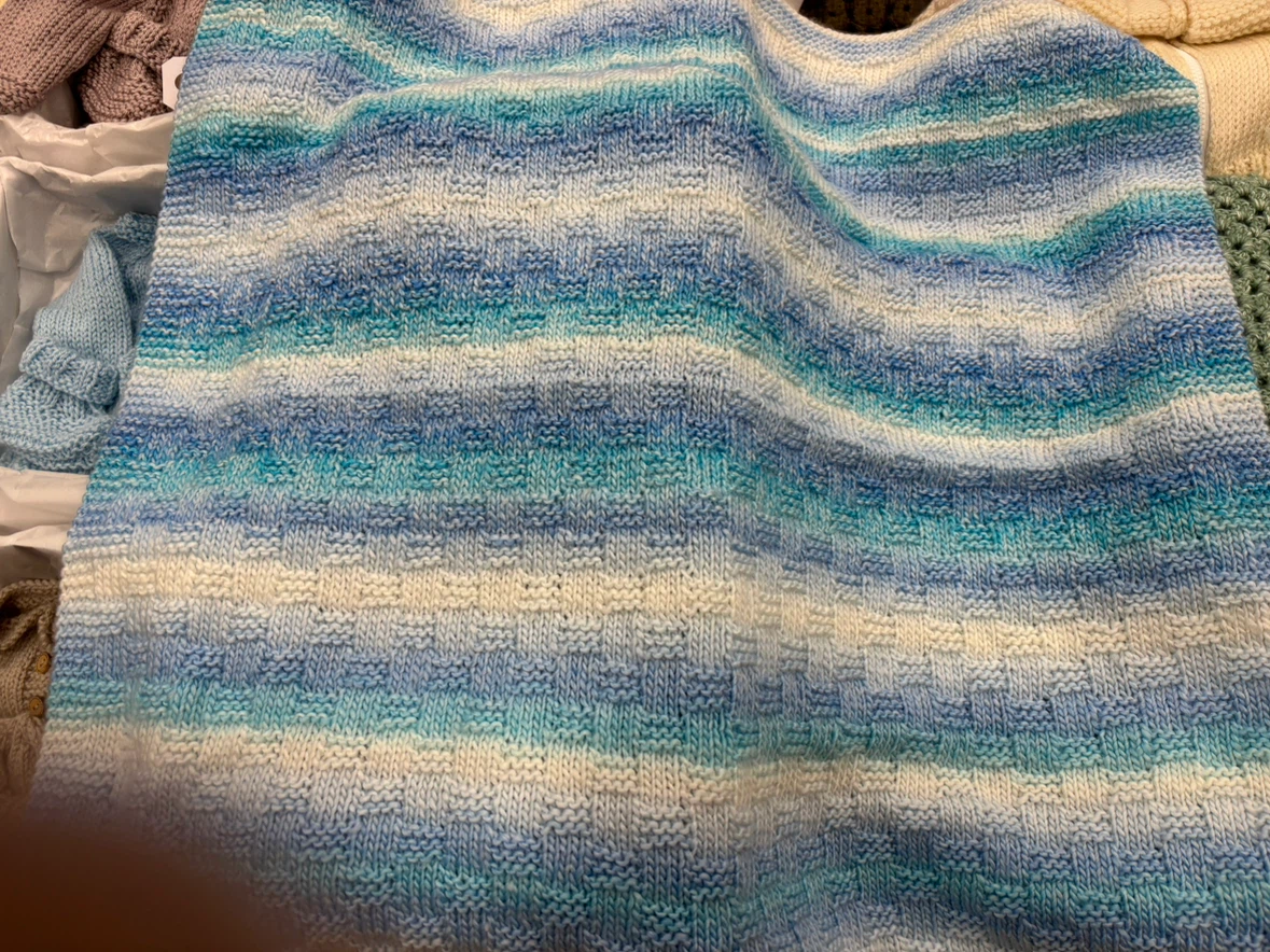 Handmade Knitted Blanket - photo 5