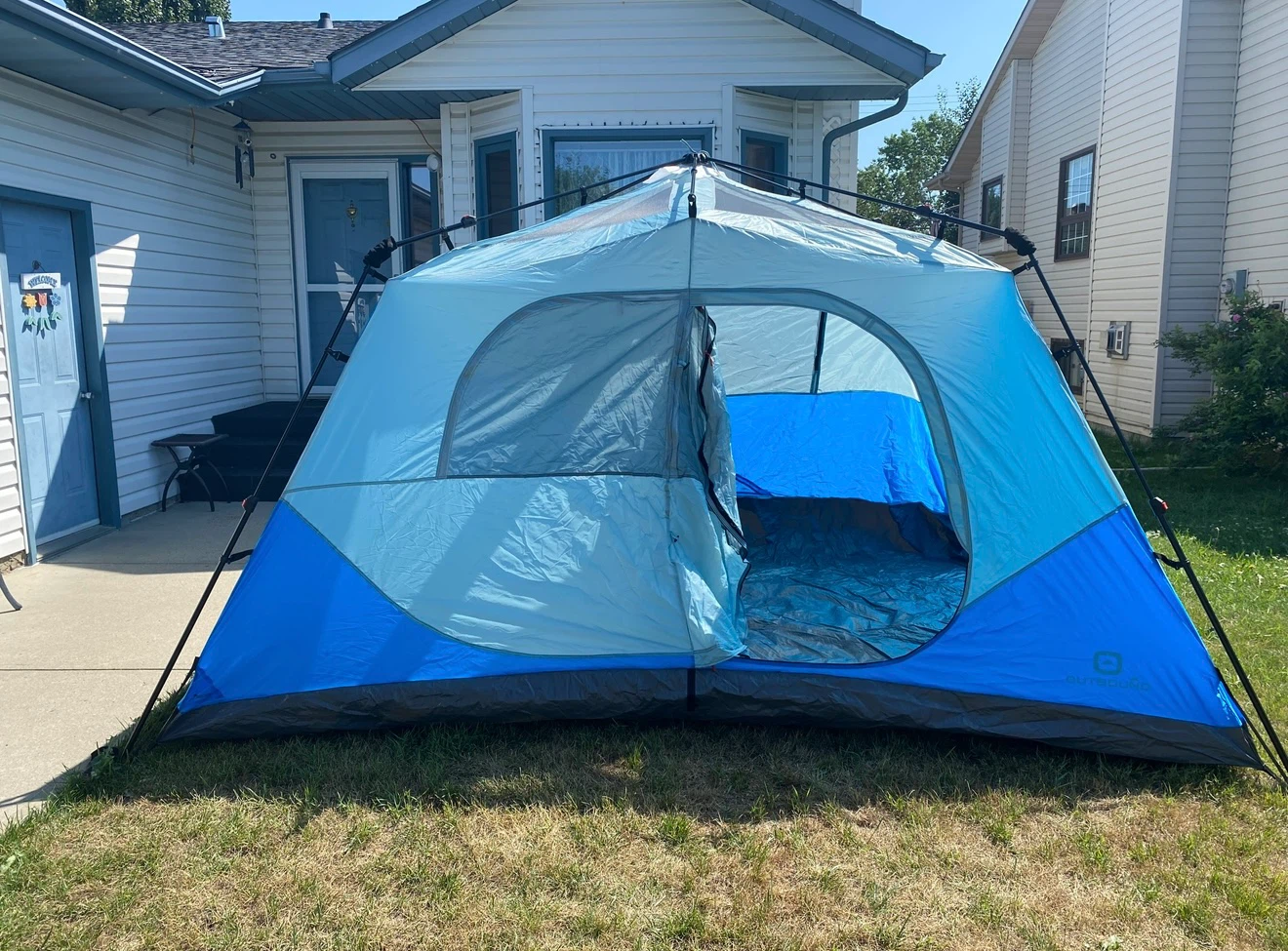 Outbound 10 Person Quick Set Cabin Tent