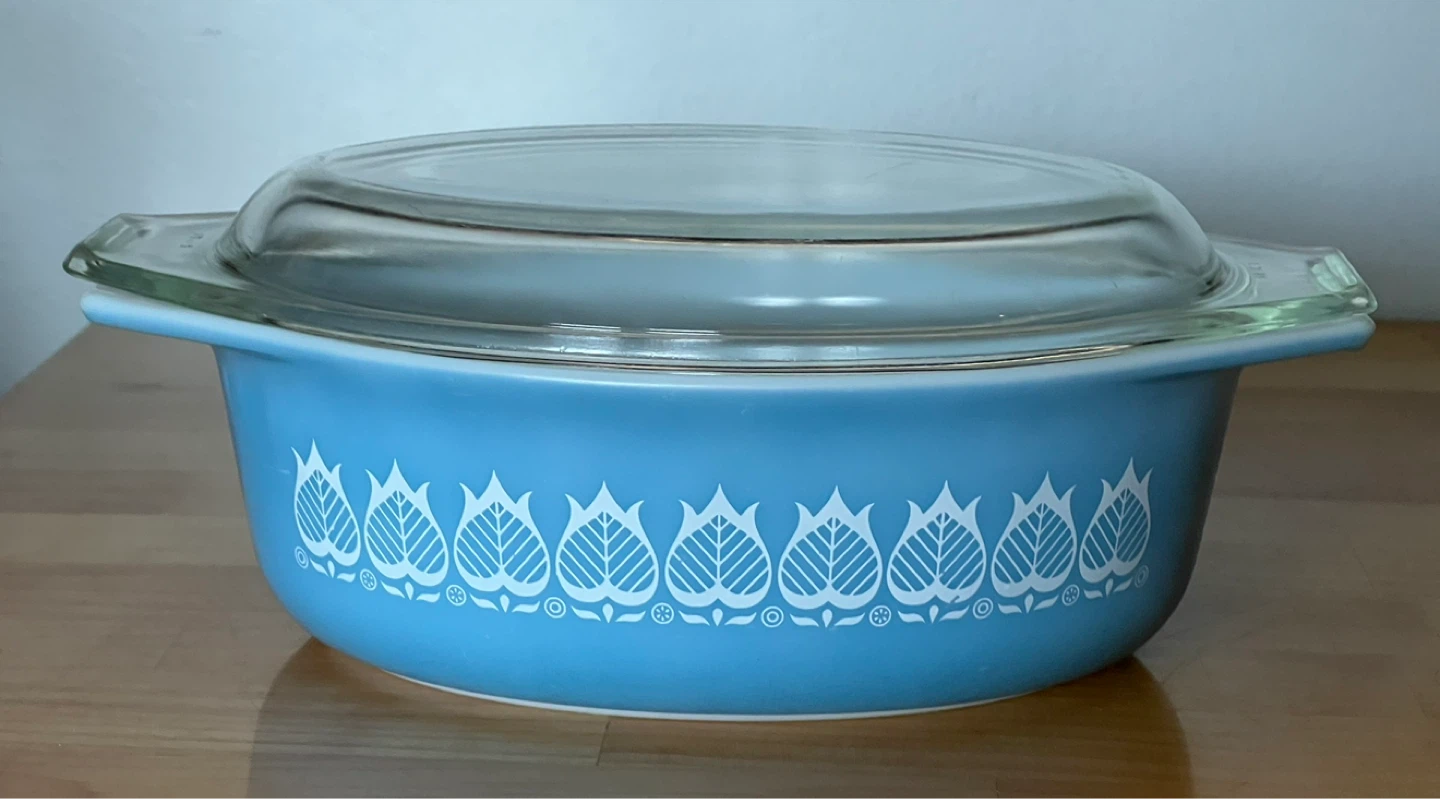 Vintage Pyrex Tulips Casserole 043 - photo 3