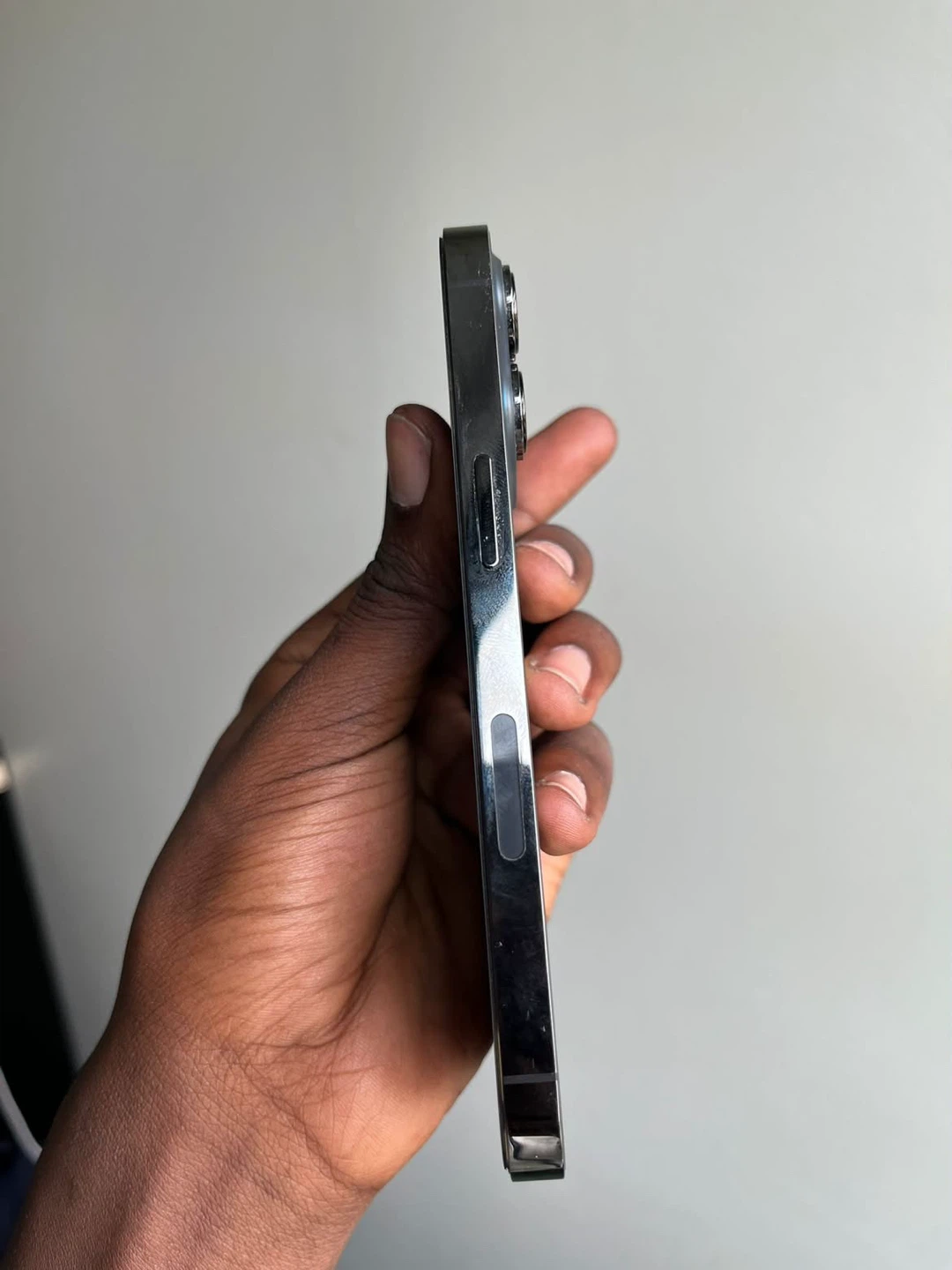 Apple iPhone 13 Pro - photo 2