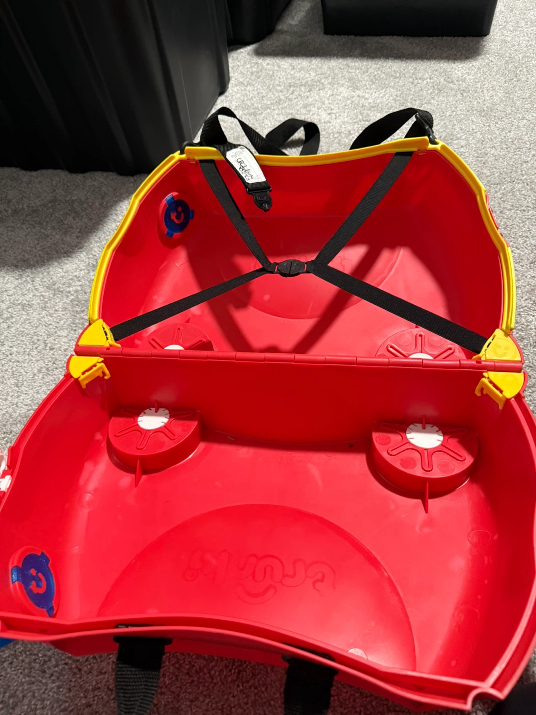 Trunki Ride-On Suitcase - Fire Engine - photo 2