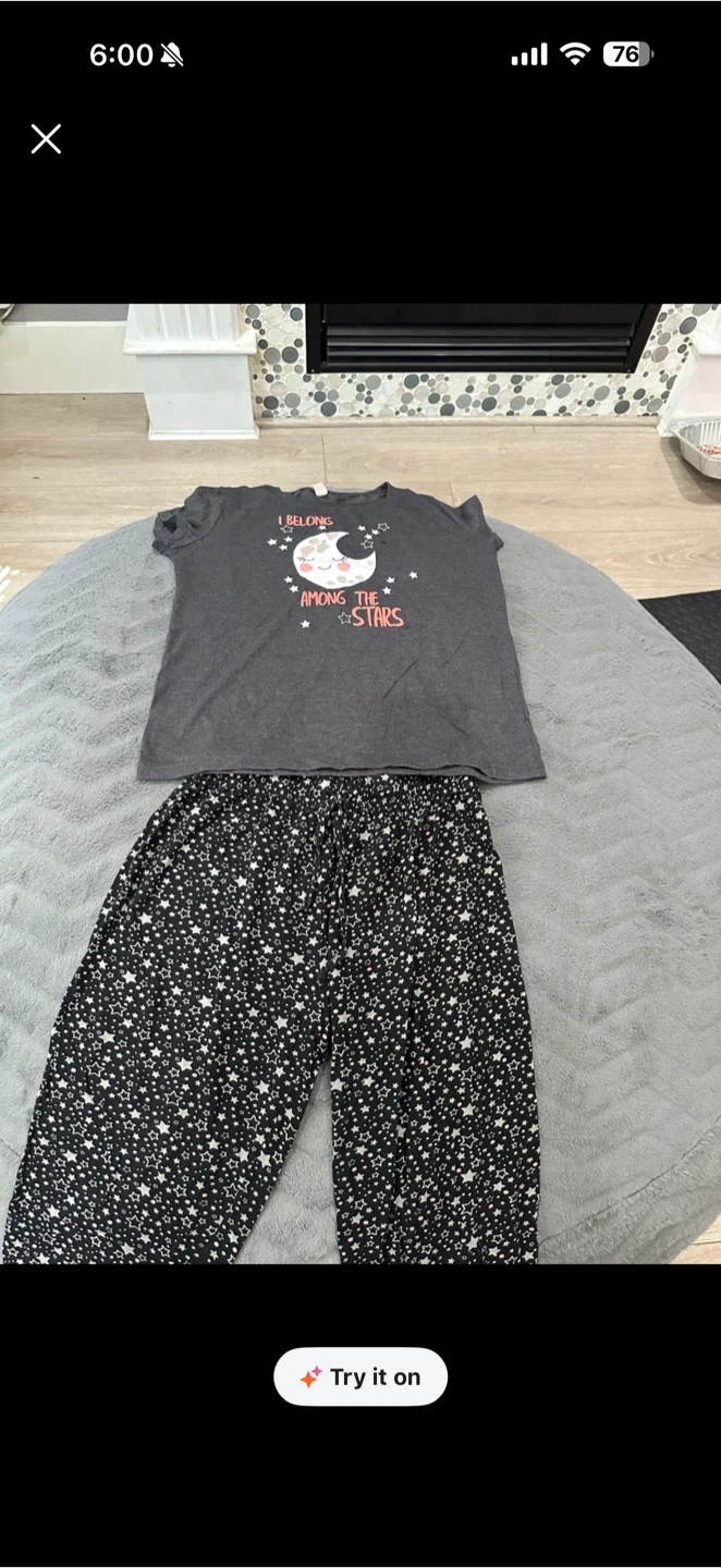 Women's Pajama Set -  Tee and Pants⚽️