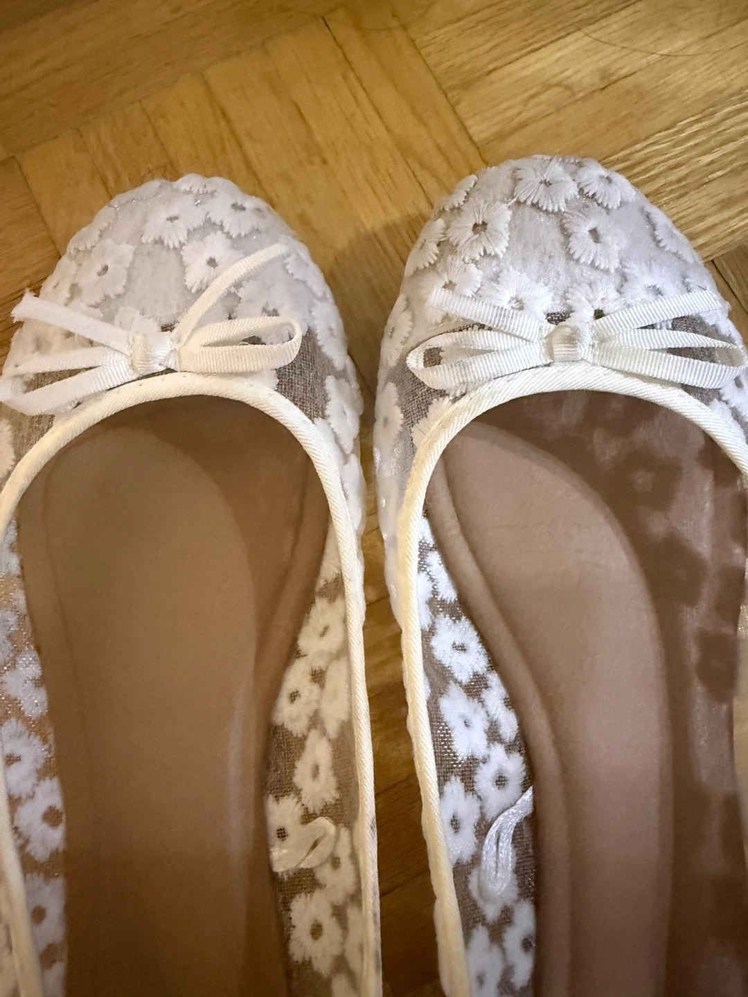 White Lace Ballet Flats - photo 2