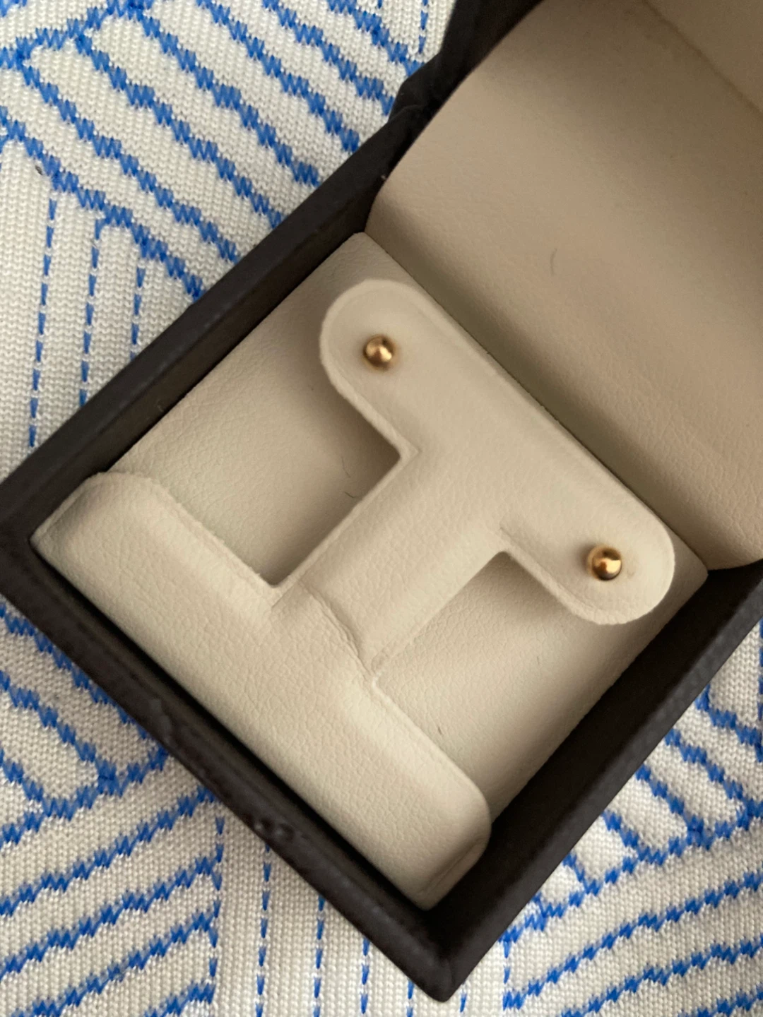 10k gold earring set⚽️