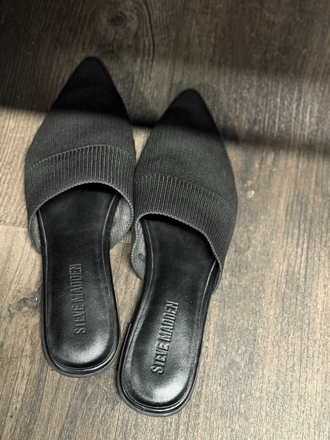 Steve Madden Black Knit Mule Flats⚽️