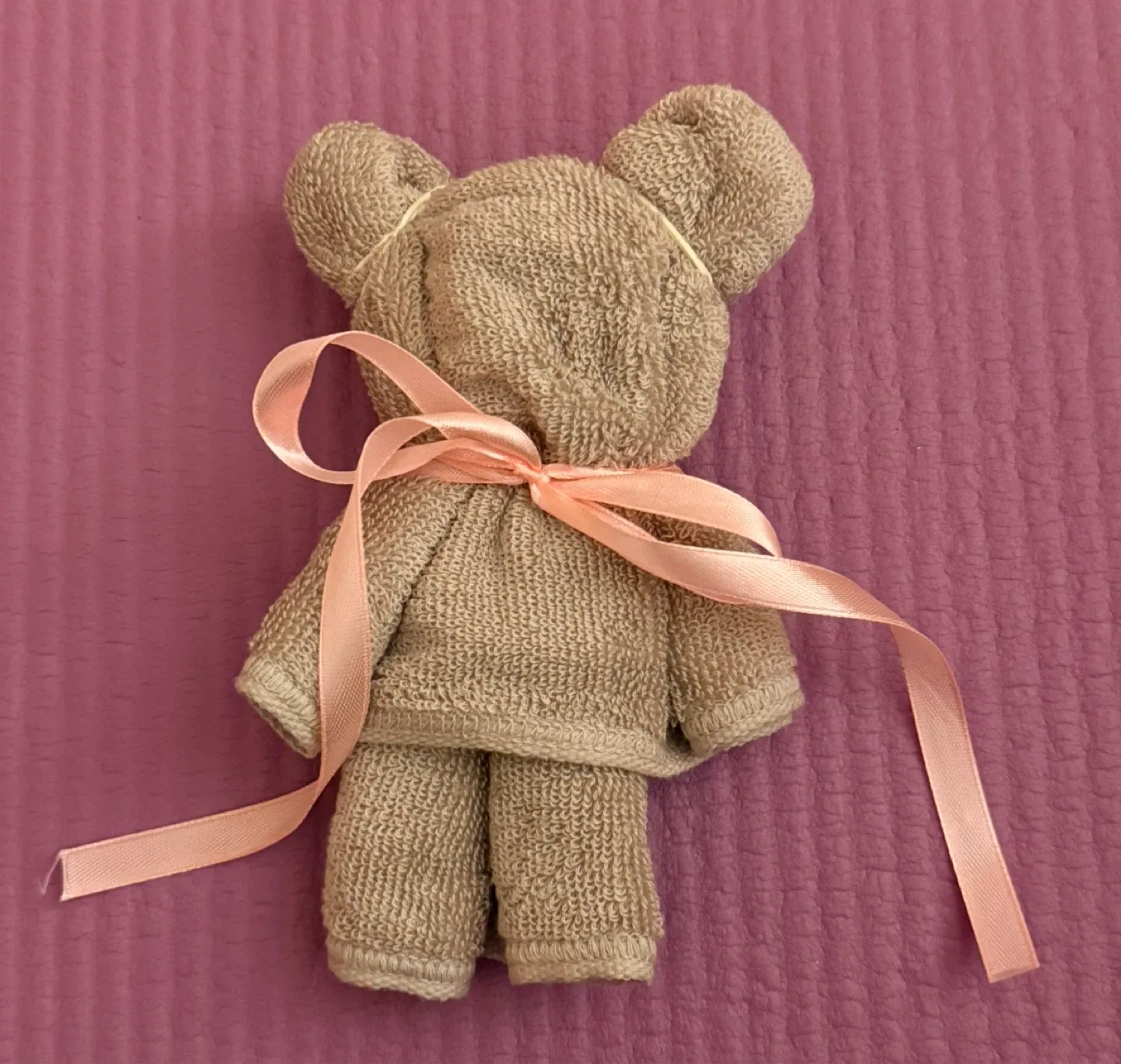 NEW⚽️Towel Teddy Bear with Pink Ribbon - photo 2