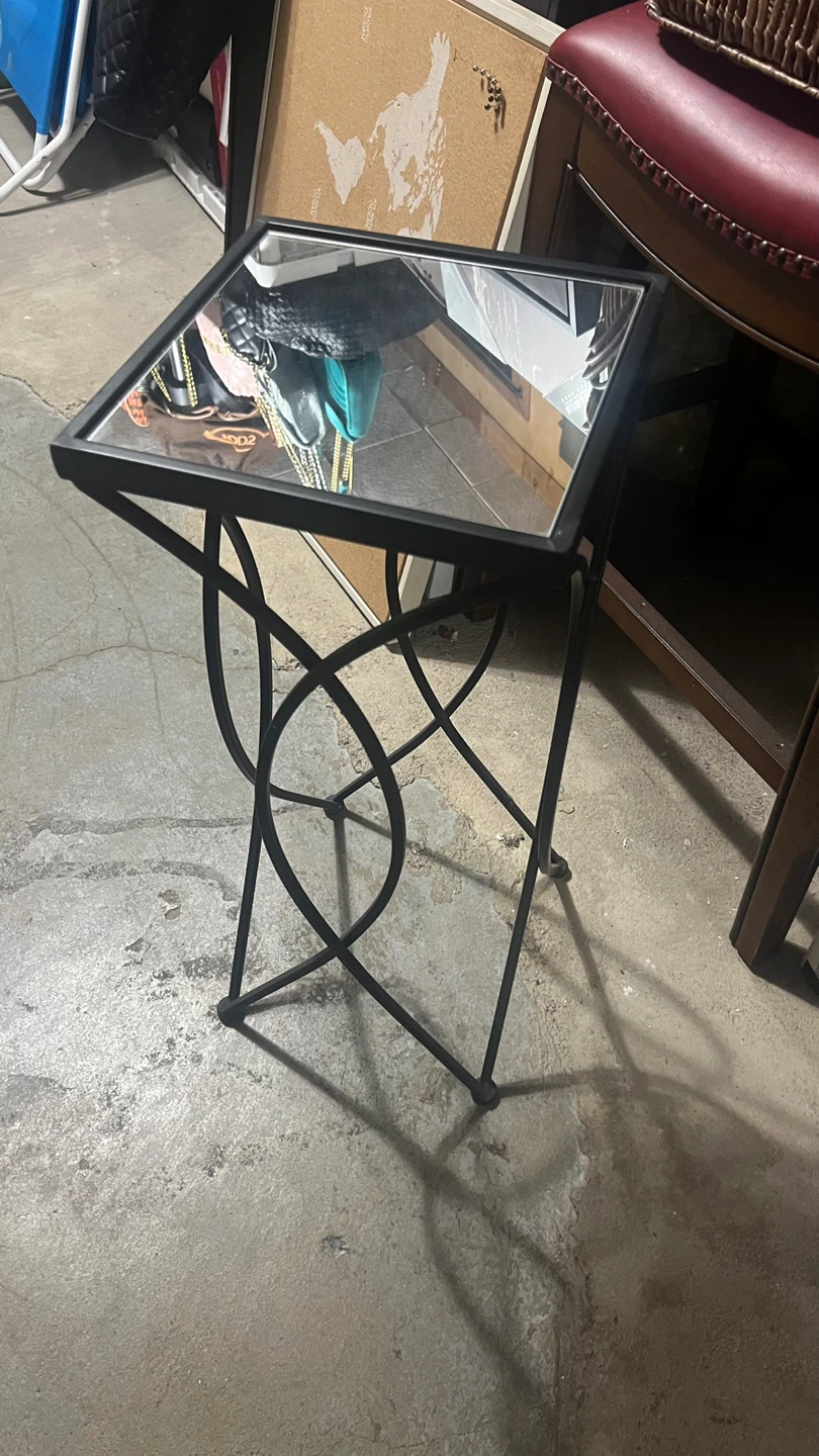 Square Mirrored Accent Table