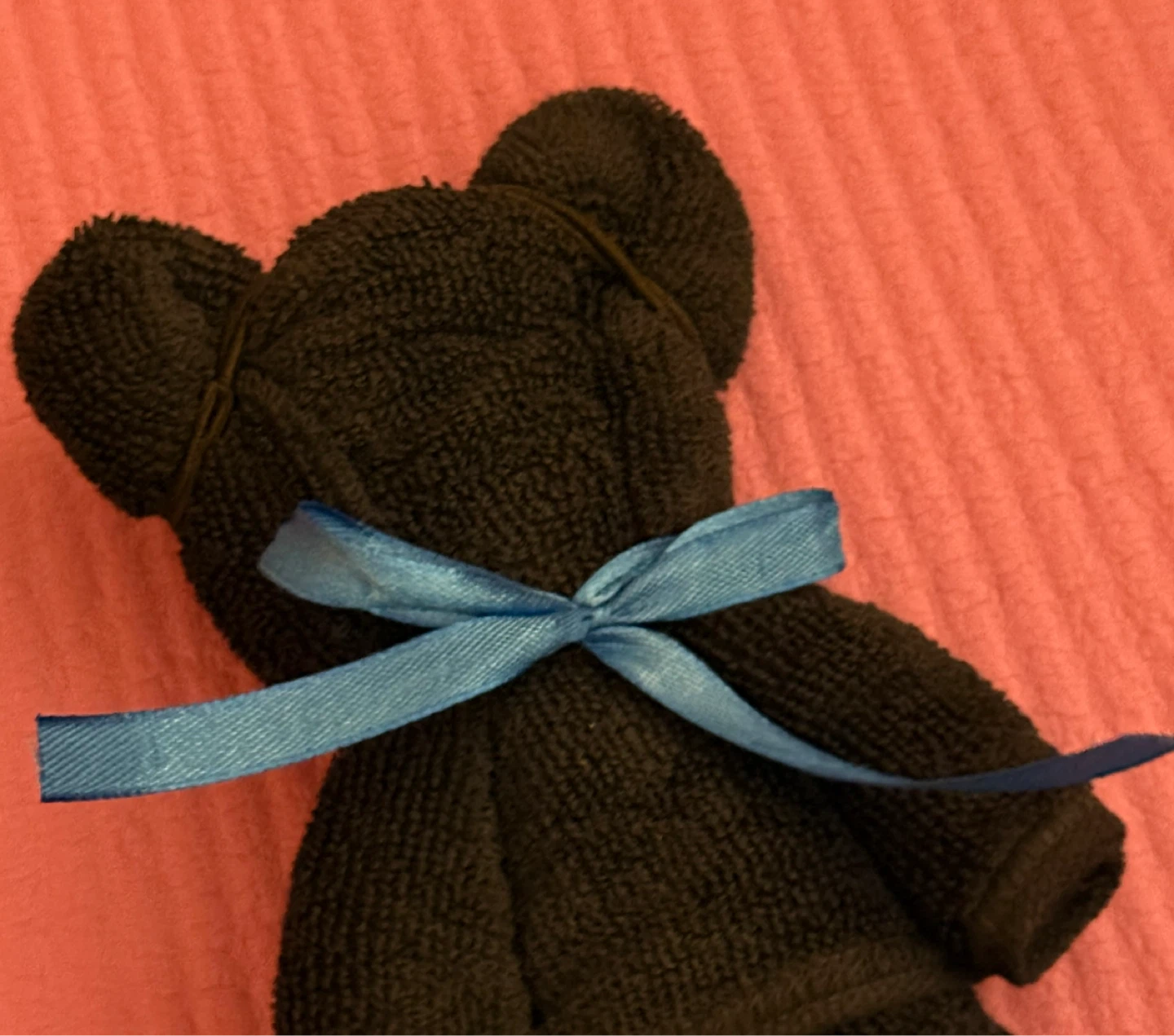 NEW⚽️Towel Teddy Bear with Blue Ribbon - photo 2