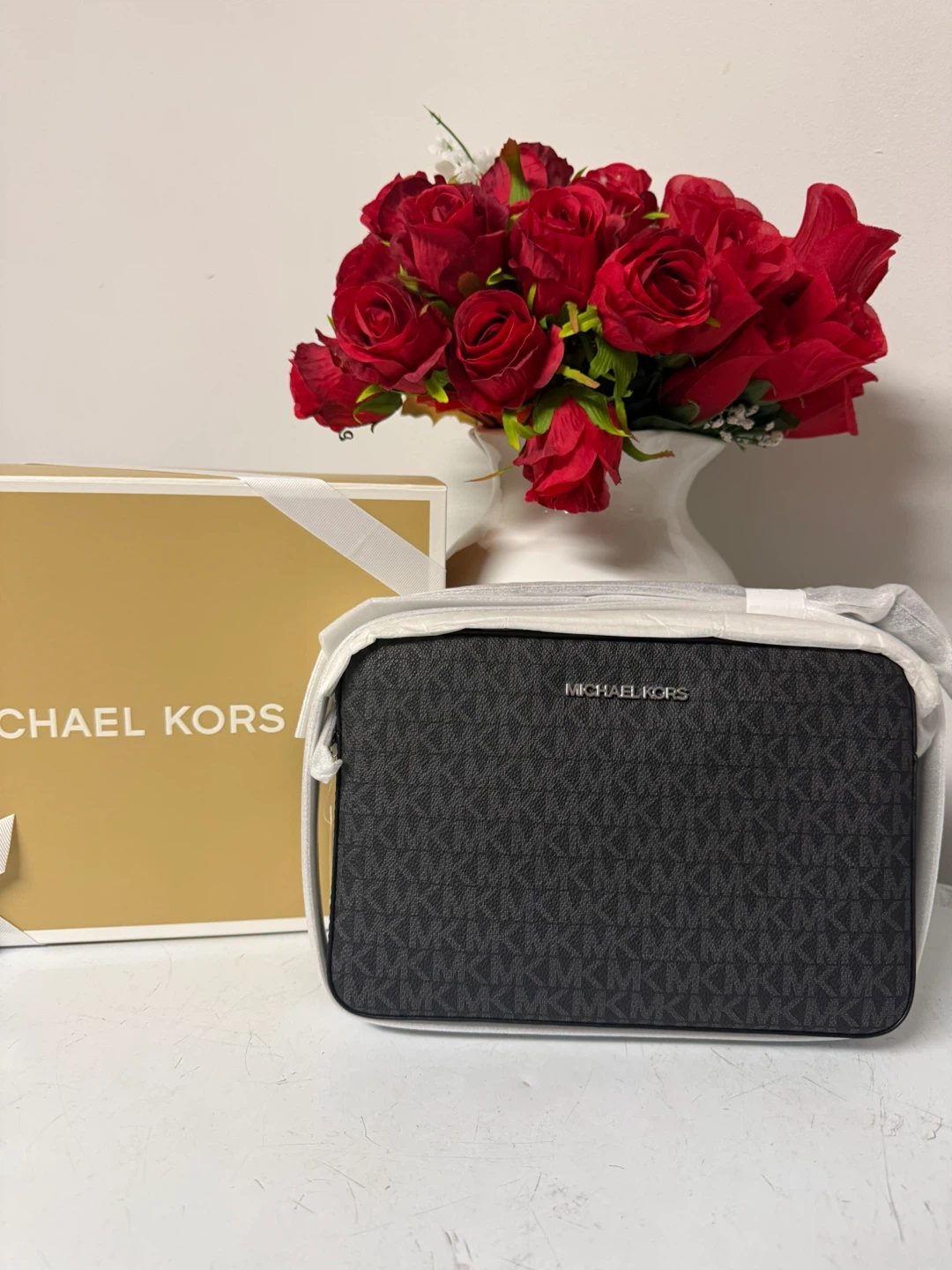 Michael Kors Jet Set Travel Camera Bag - Black Signature