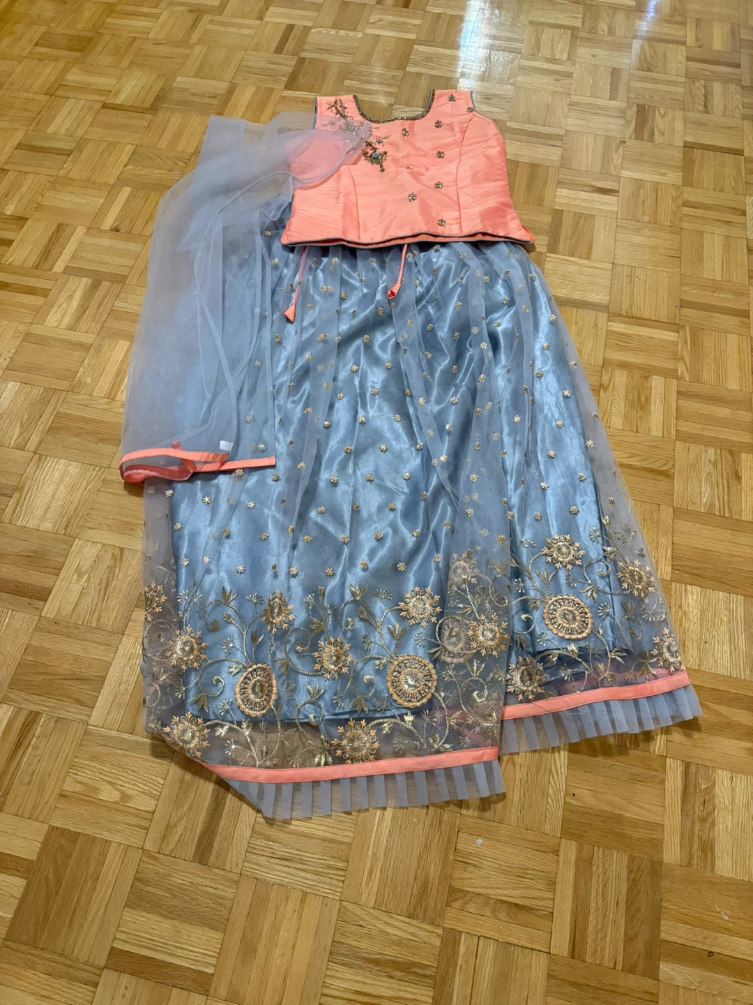 ⚽️Girls Lehenga size 38