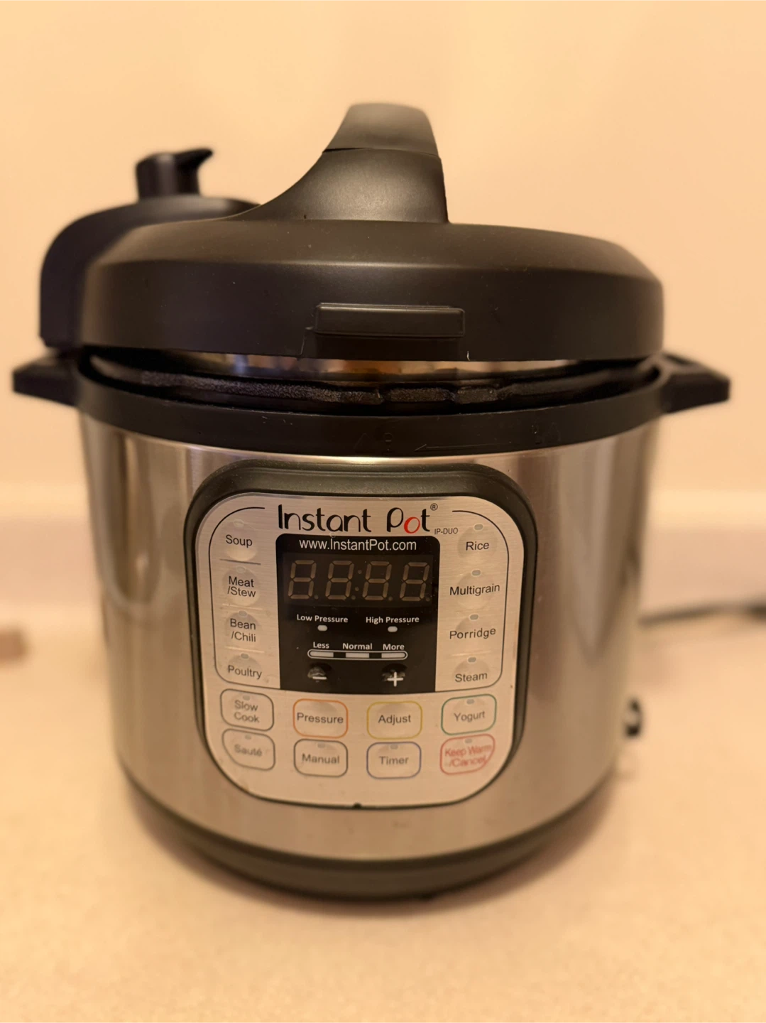 Instant Pot Duo 7-in-1 Electric Pressure Cooker