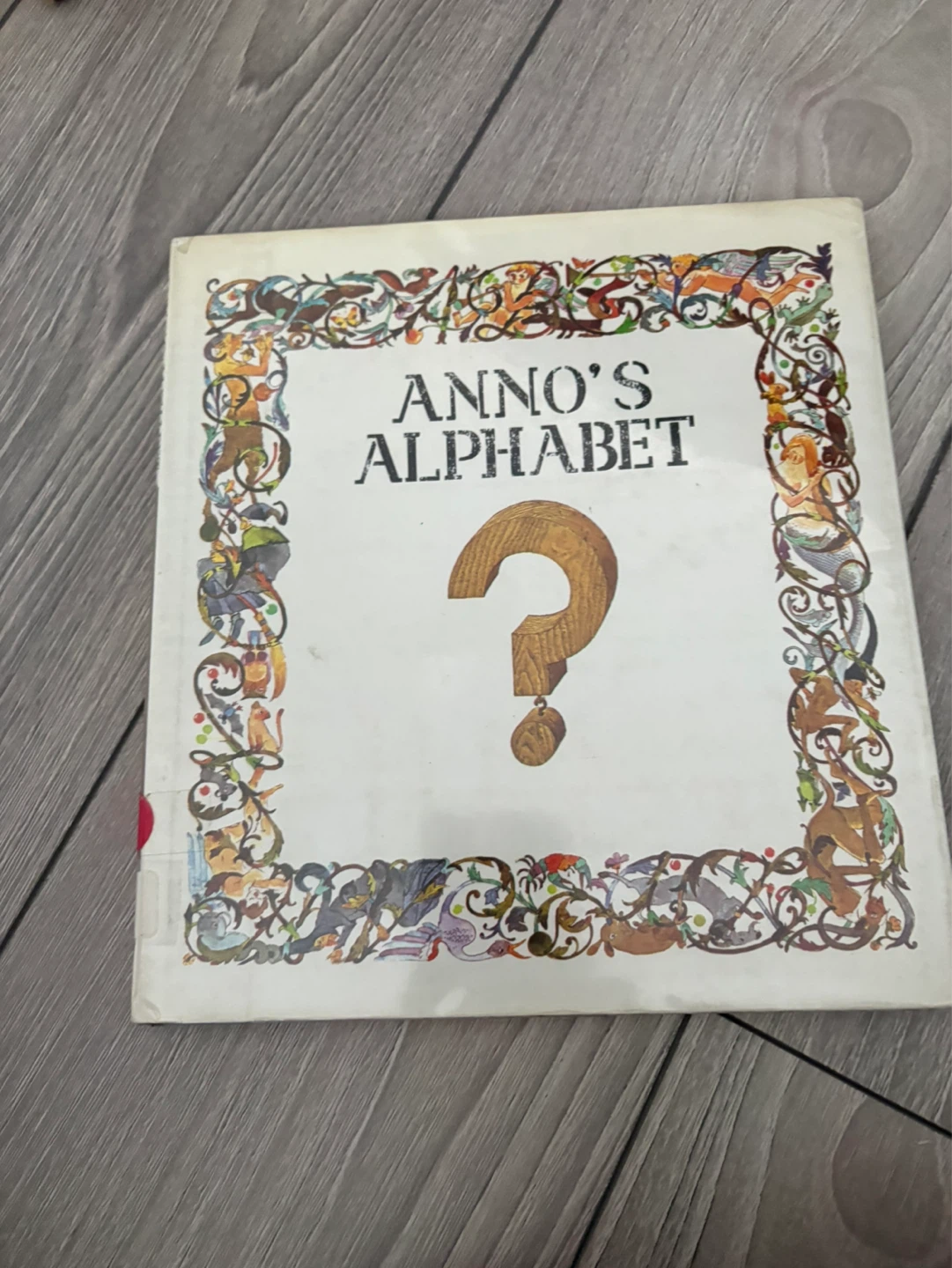 Anno's Alphabet Book⚽️