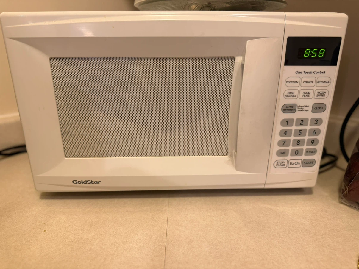 GoldStar Microwave