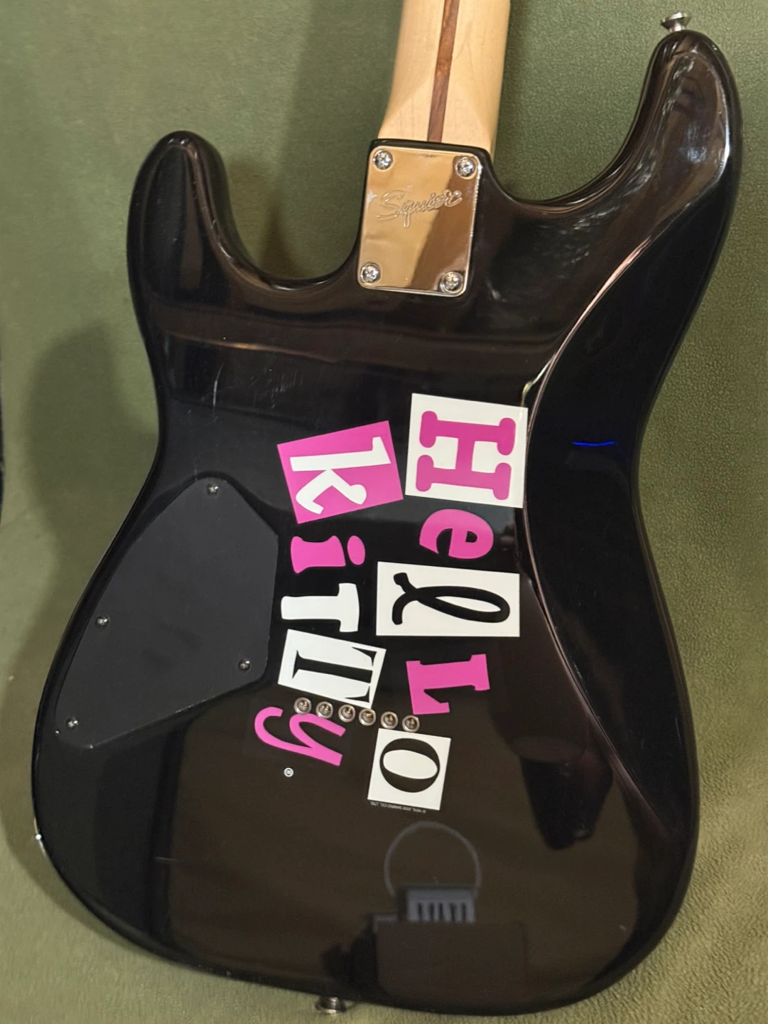 Fender Hello Kitty 2006 Edition - photo 4