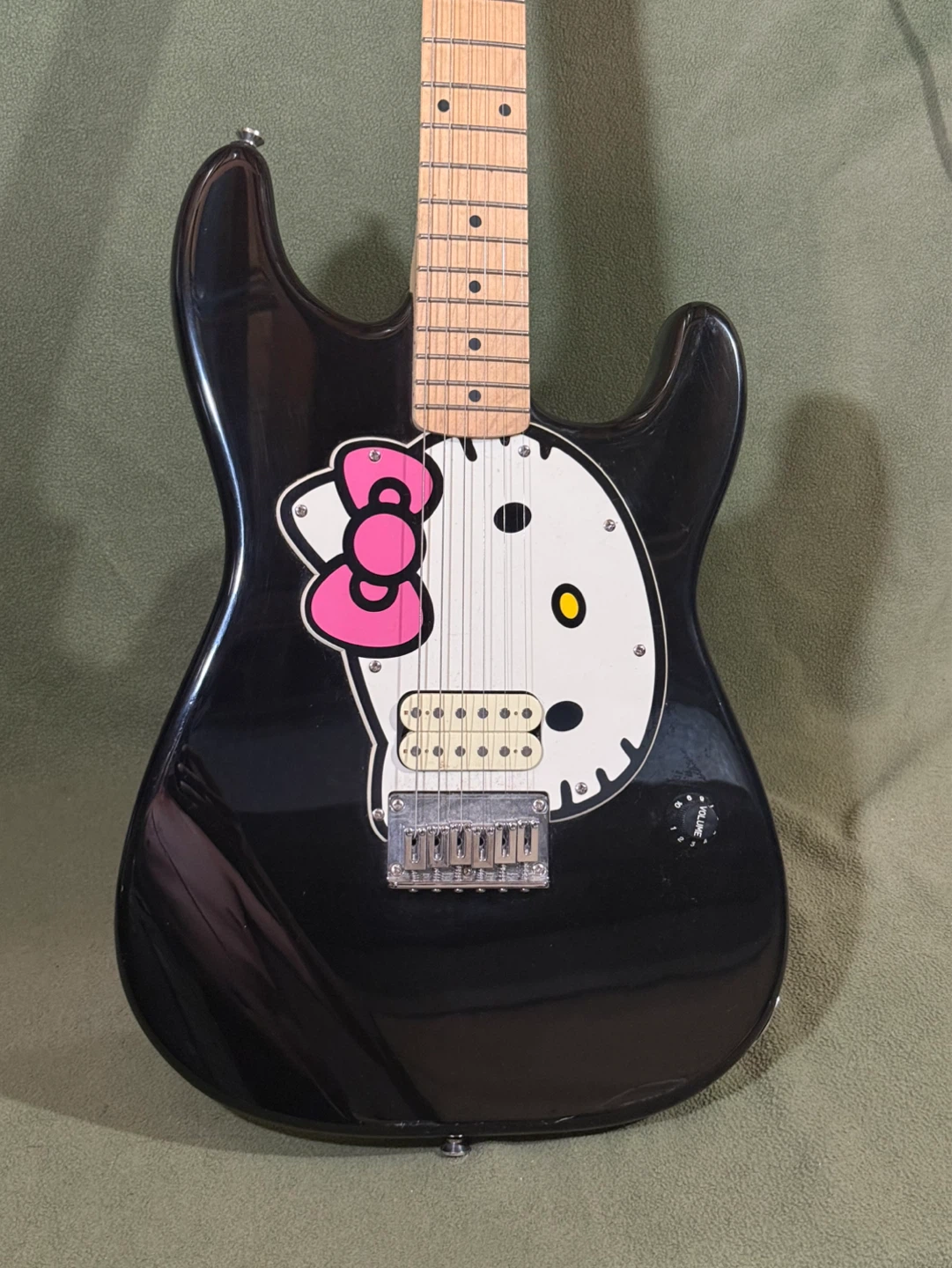 Fender Hello Kitty 2006 Edition - photo 3