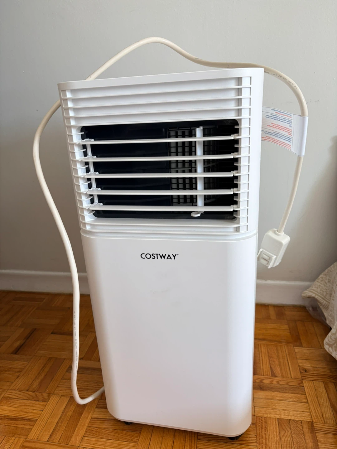Costway 10,000 BTU Portable Air Conditioner – Like New - photo 2