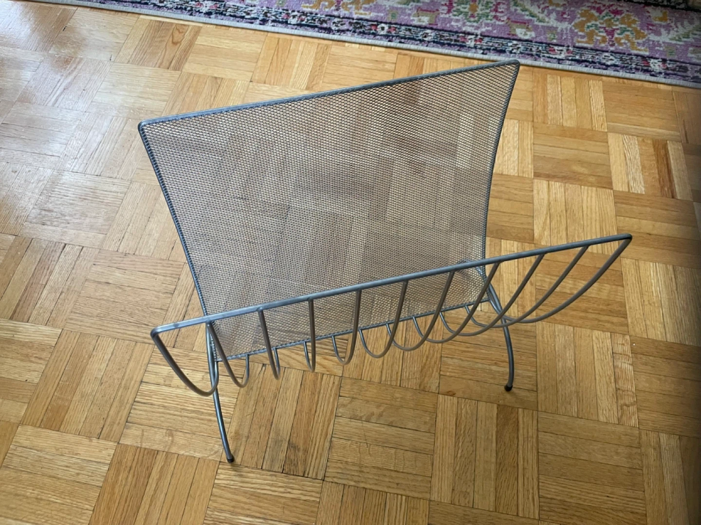 Metal Mesh Magazine Rack