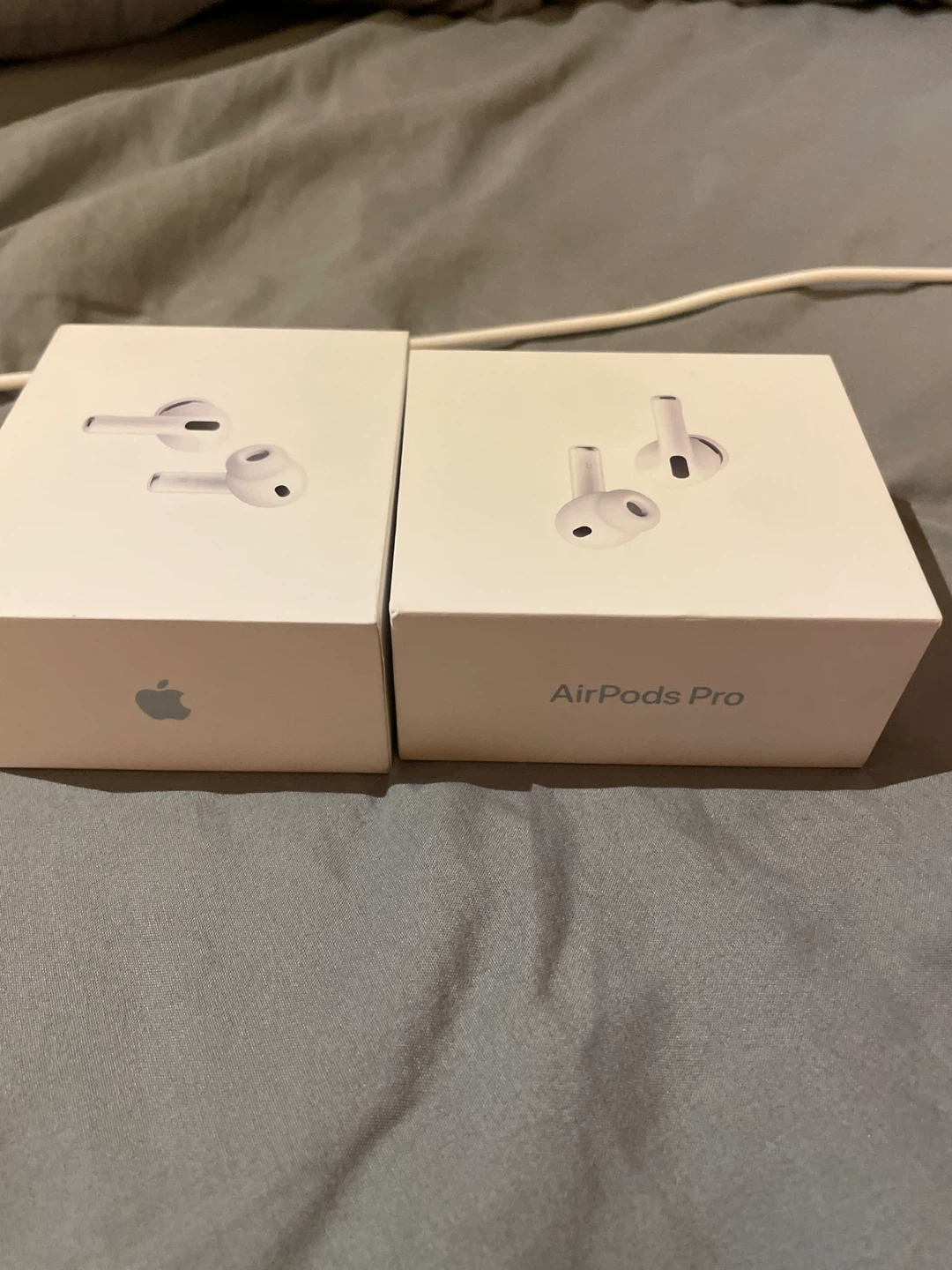 Apple AirPods Pro (3rd Gen) - White - photo 3