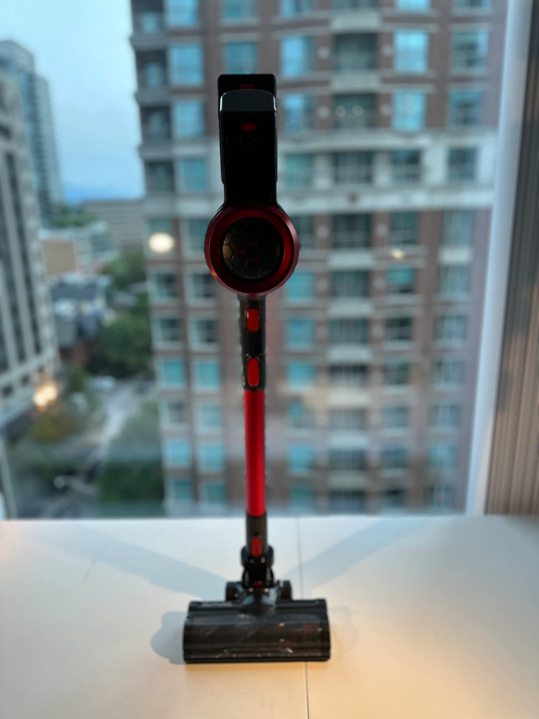 Buture JR700 Red Cordless Vacuum - photo 2