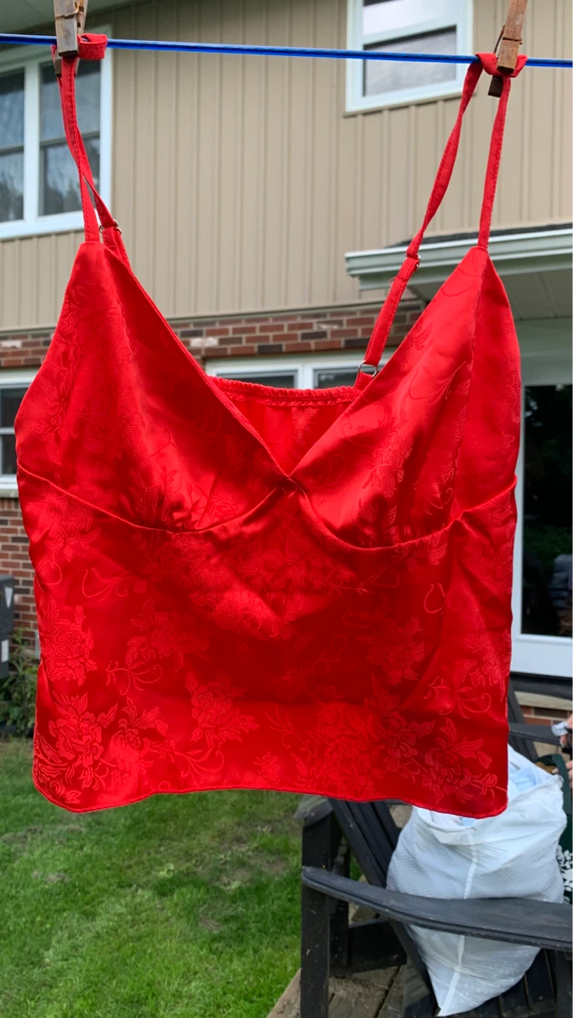 Red Brocade Cami Top - XS ⚽️