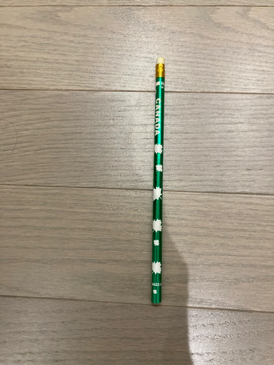 ⚽️Green Canada Maple Leaf Pencil