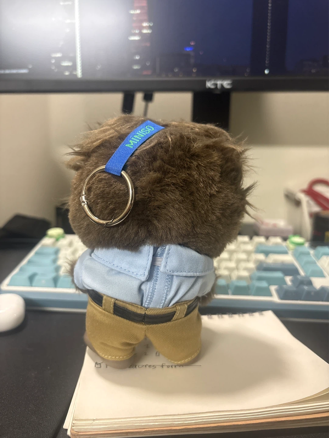 Zootopia Sloth Plush Keychain - photo 2