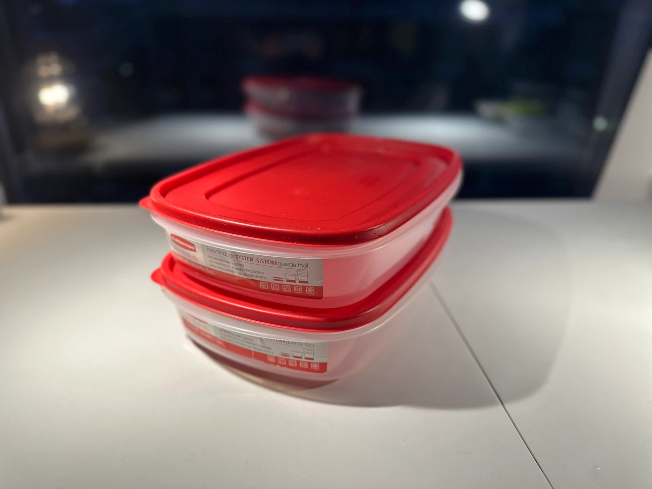 Rubbermaid 1.5 Gallon Food Storage Container with Lid